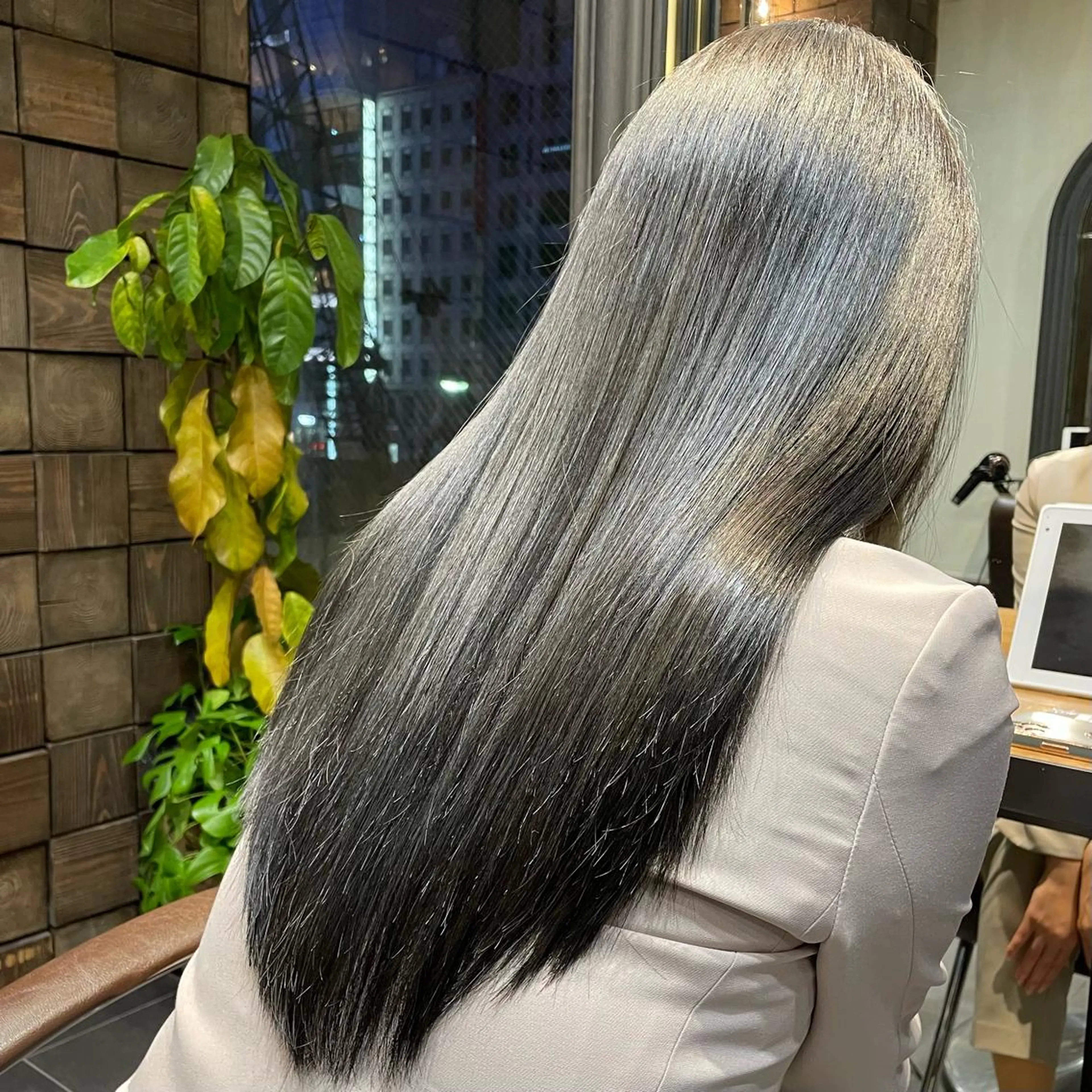 ロング カラー 透明感カラー ヘアカラー 松木 花鈴のヘアスタイル