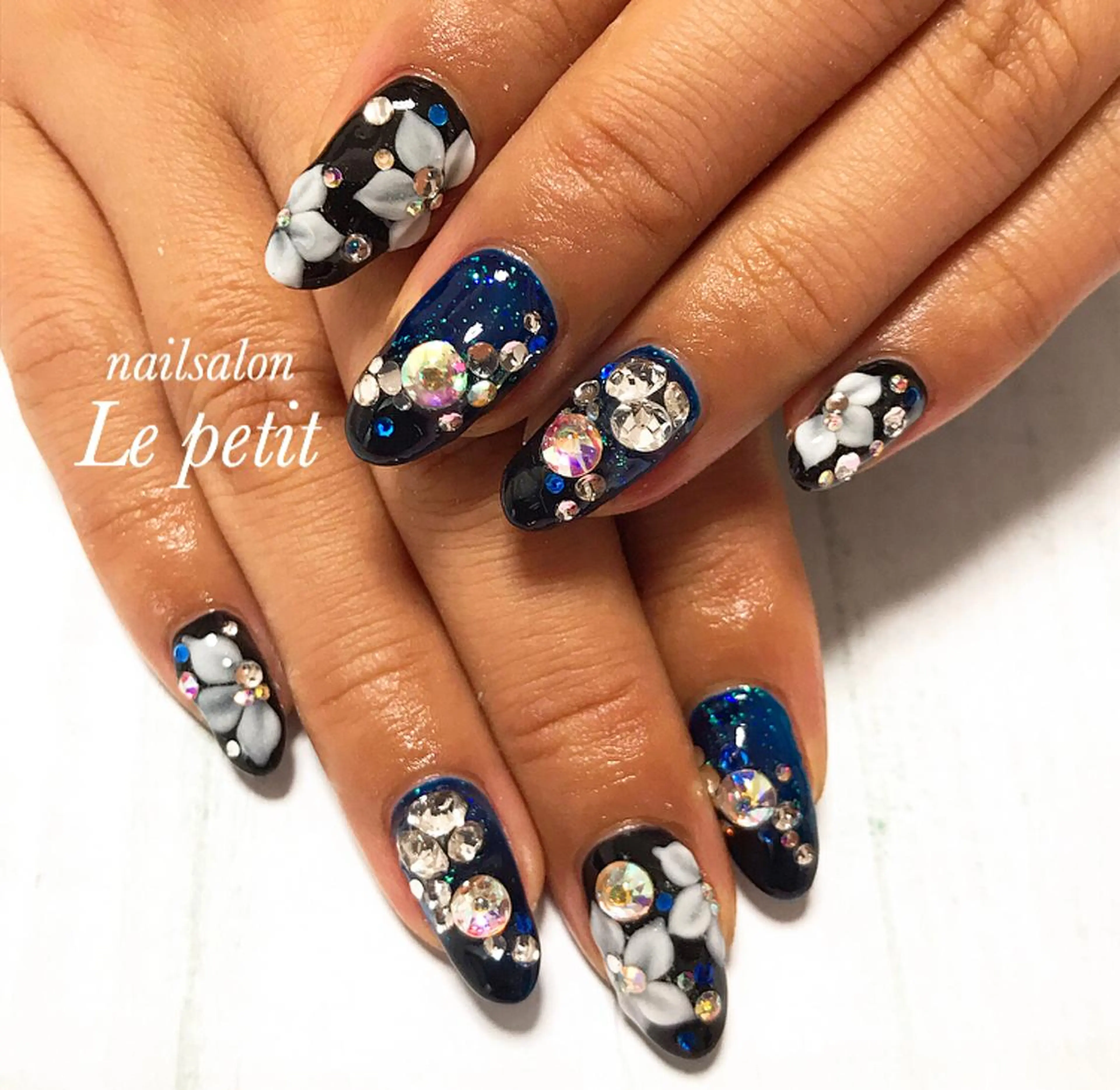 ネイル 石野 広佳のネイルデザイン