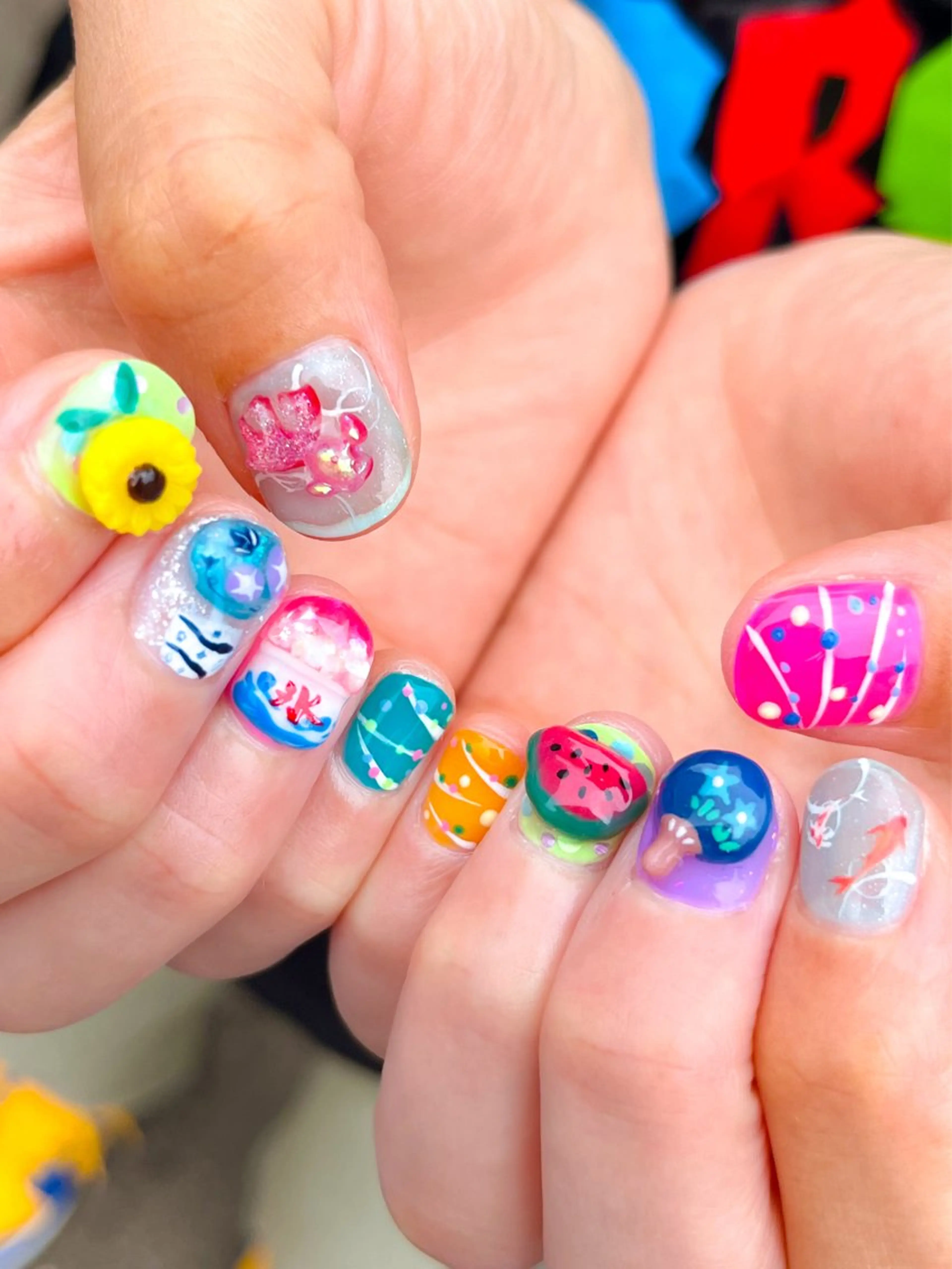 ネイル クリアネイル 夏ネイル ハンドネイル ハンドケア ナツインフィニティ ネイルズ（なつ）のネイルデザイン