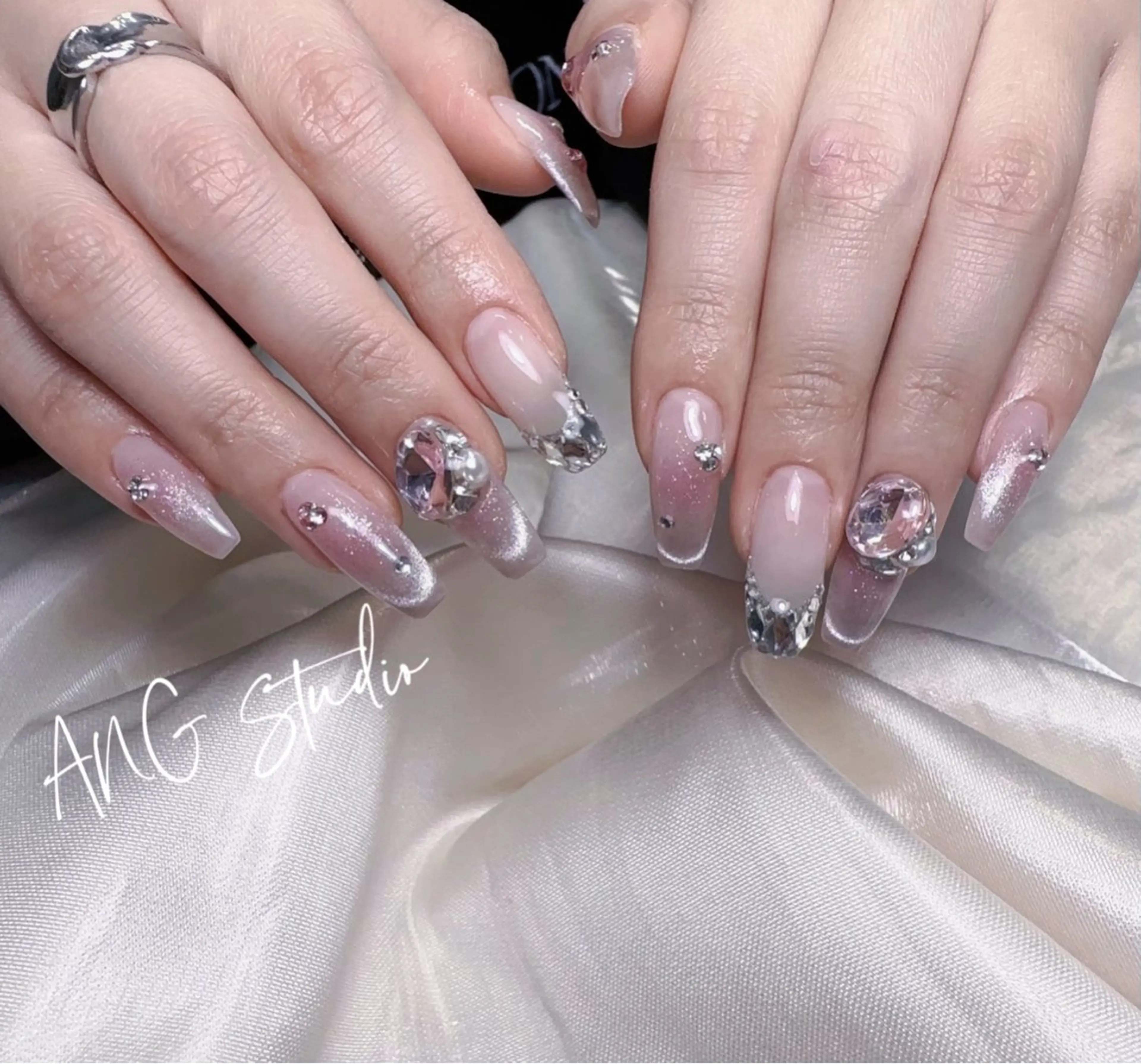 ネイル ANG Studioのネイルデザイン