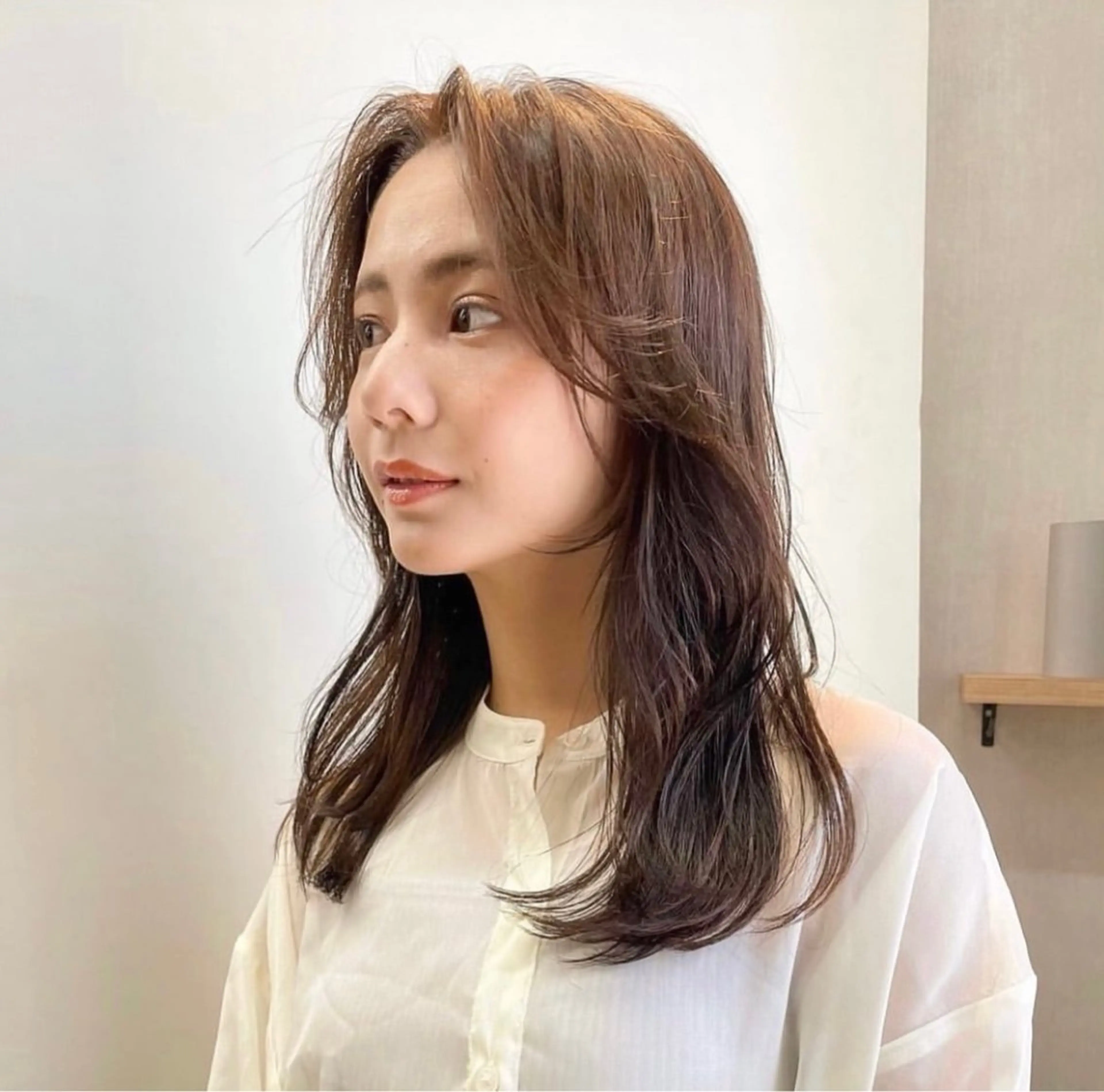 ミディアム カラー くびれヘア 内野   龍海 / レイヤーカットのヘアスタイル