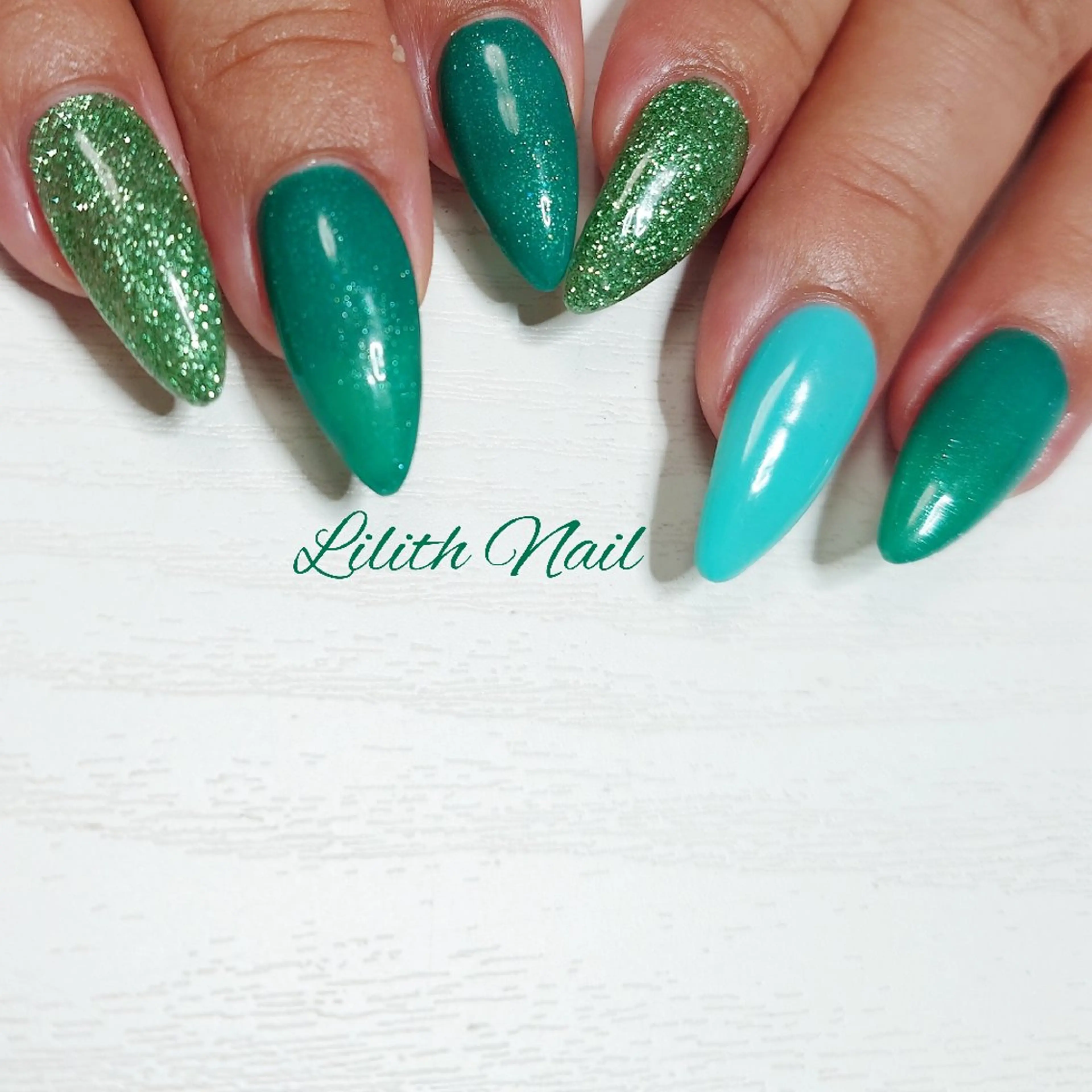 ネイル ハンドネイル Lilith Nailのネイルデザイン