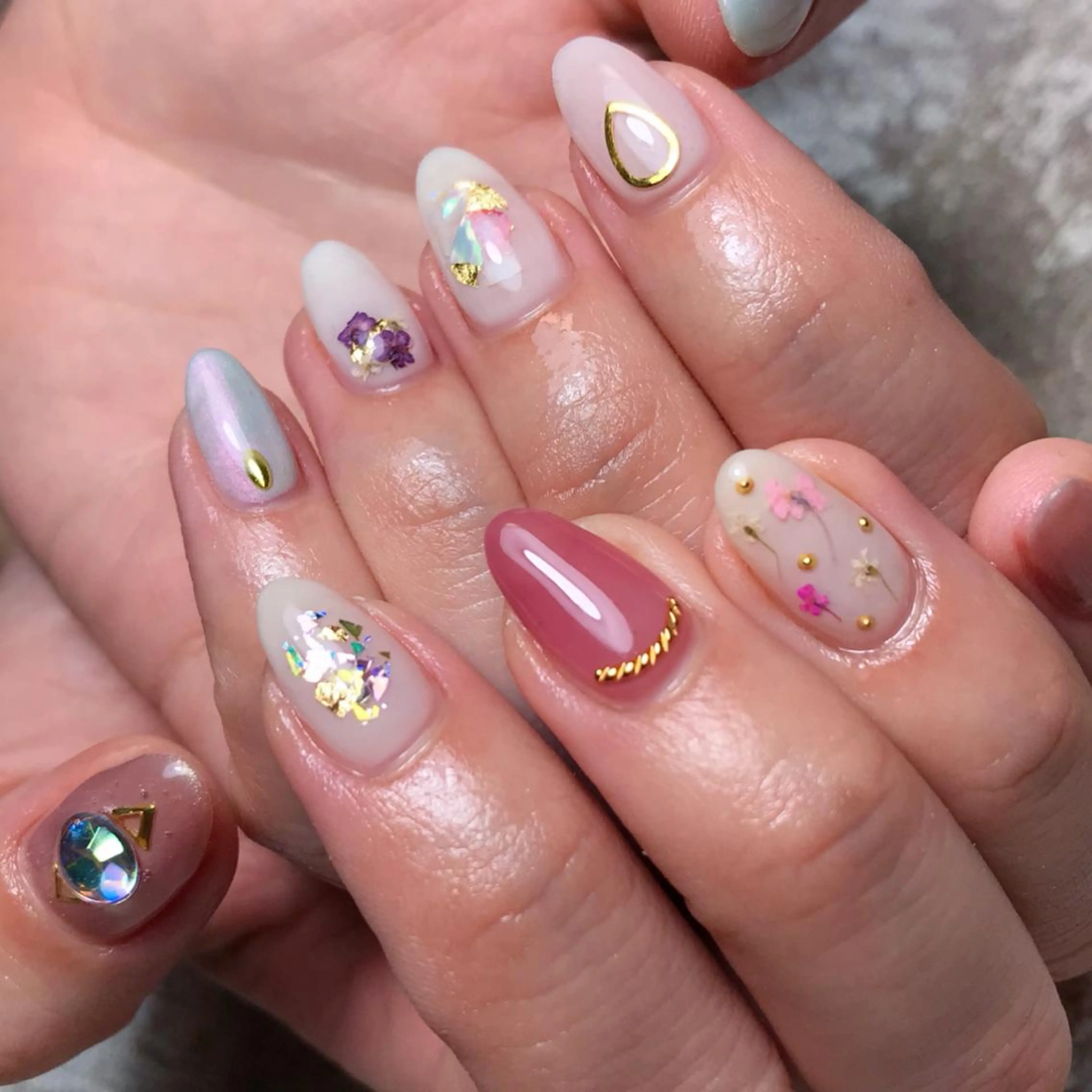 ネイル ハンドネイル 💅chainail _aiのネイルデザイン