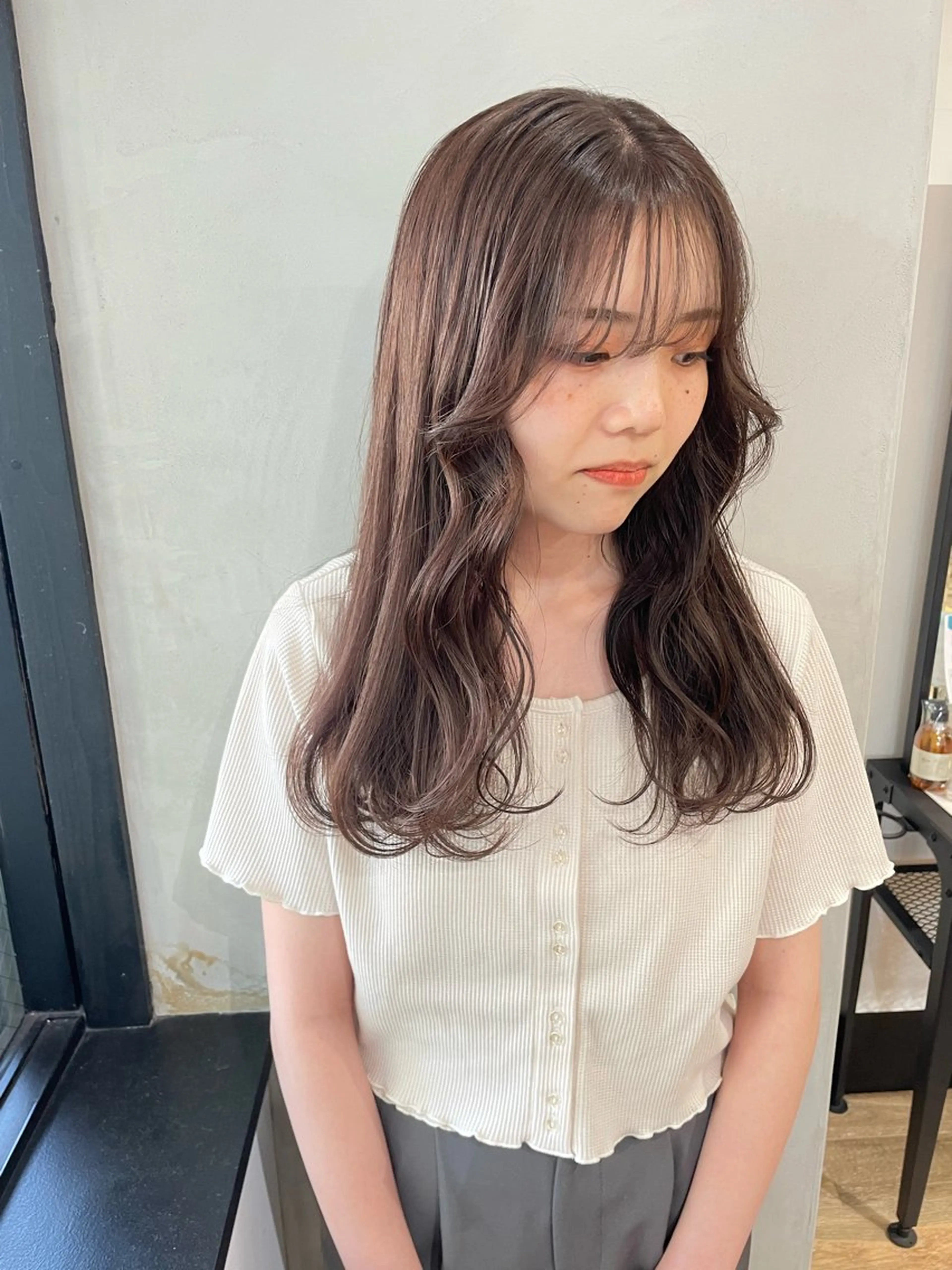 ロング Megu/ベージュ/ 透明感カラーのヘアスタイル