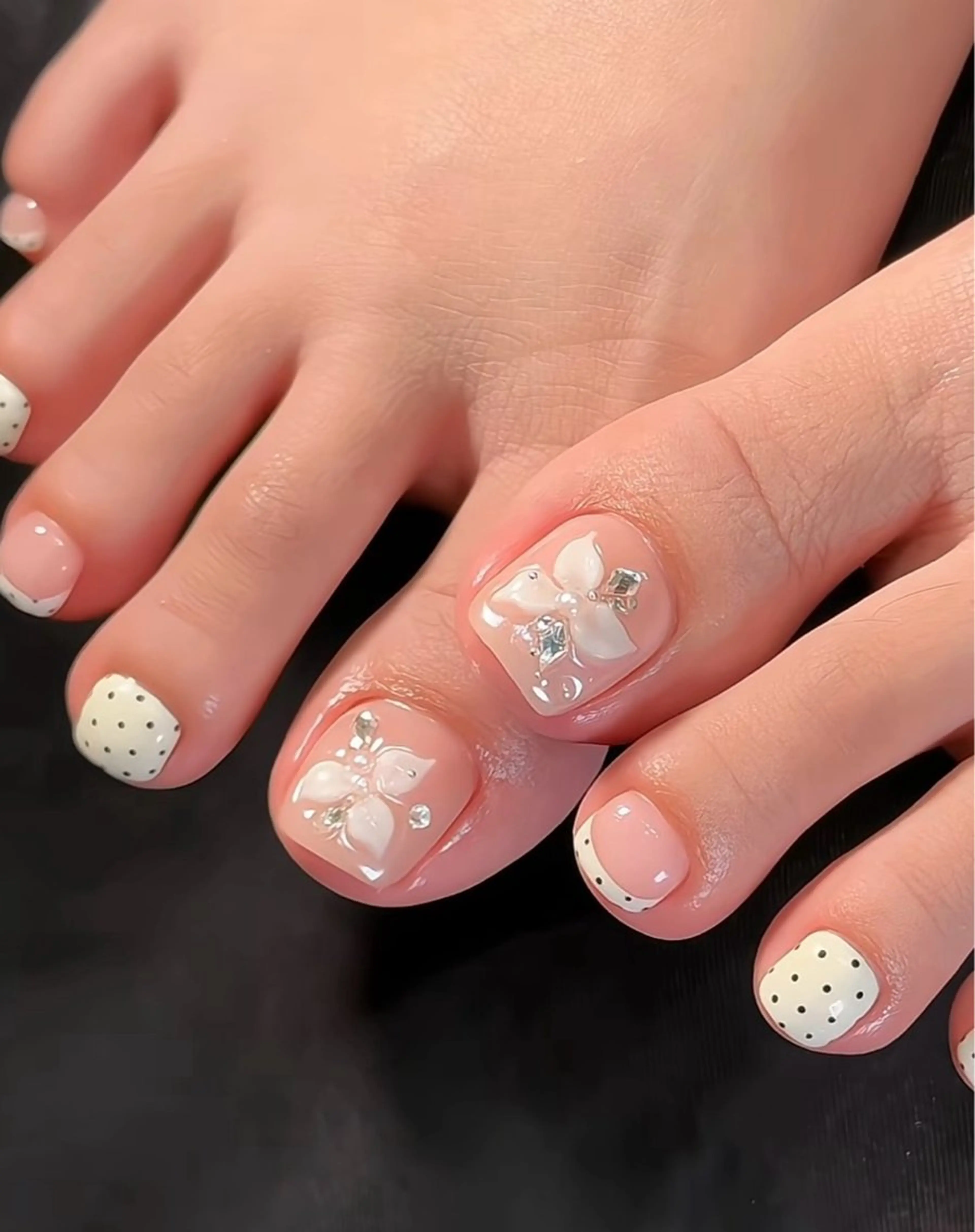 ネイル フレンチネイル ジェルネイル マグネットネイル 持ち込み ニュアンスネイル フットネイル Ribbonnail salonのネイルデザイン