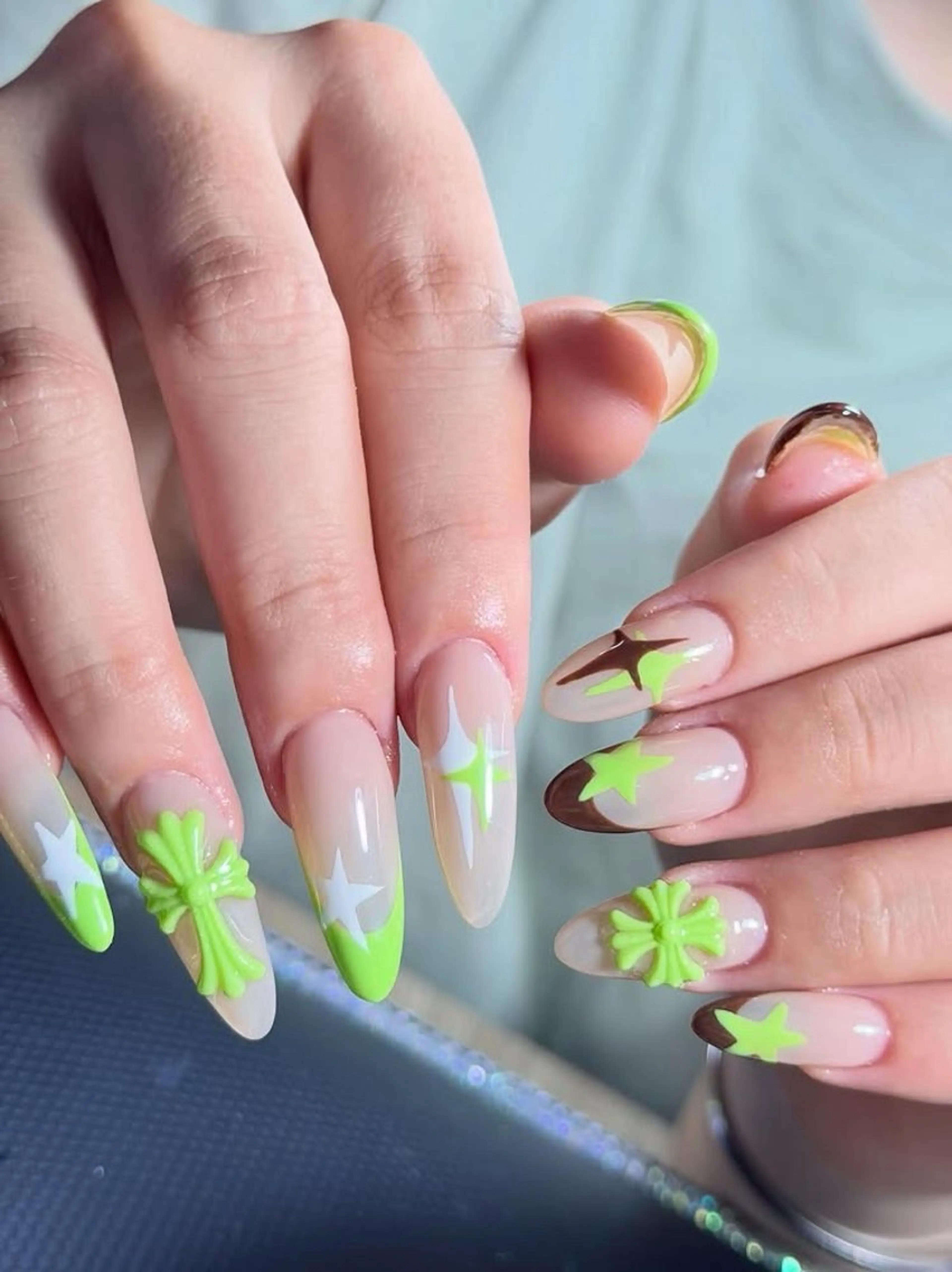 ネイル フレンチネイル グラデーション マグネットネイル ニュアンスネイル オフィスネイル ハンドネイル Squen Nail 【持ち込みOK】のネイルデザイン