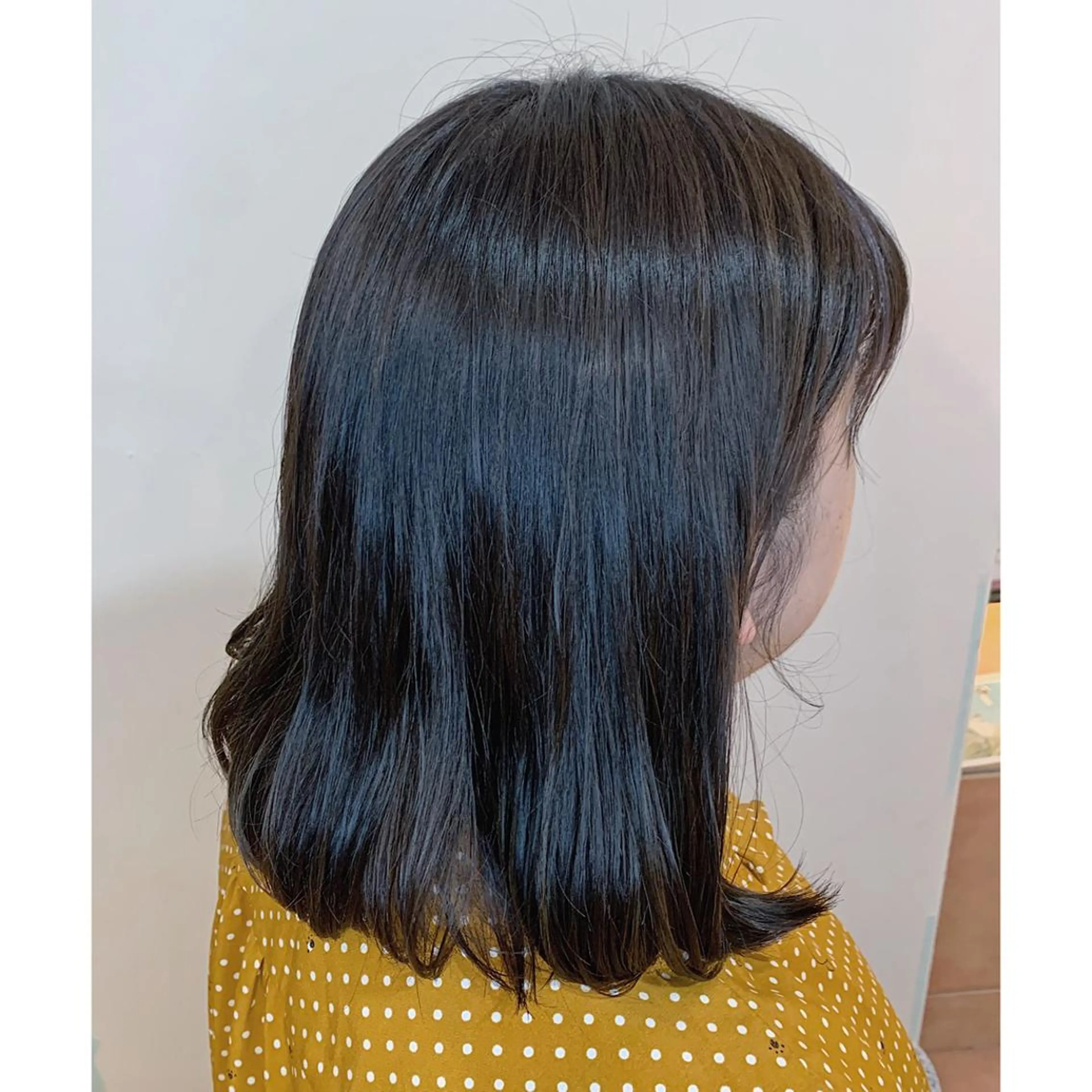 ミディアム カラー アッシュ アッシュブラウン ブラウンカラー 🦋エクステ/透明感 カラー🦋宮川莉央のヘアスタイル