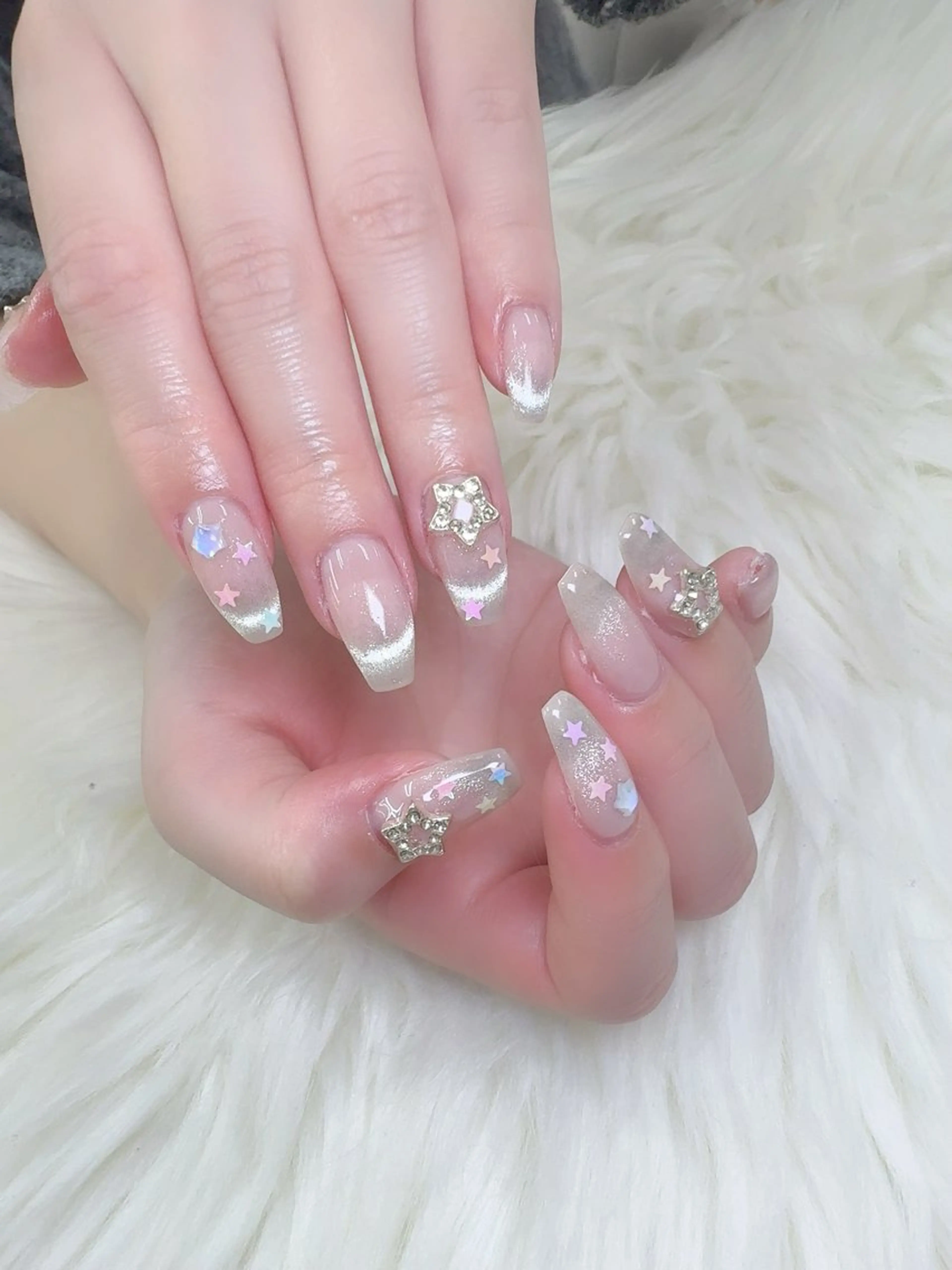 ネイル フレンチネイル 韓国ネイル マグネットネイル ニュアンスネイル オフィスネイル ハンドネイル Mlan Nailのネイルデザイン