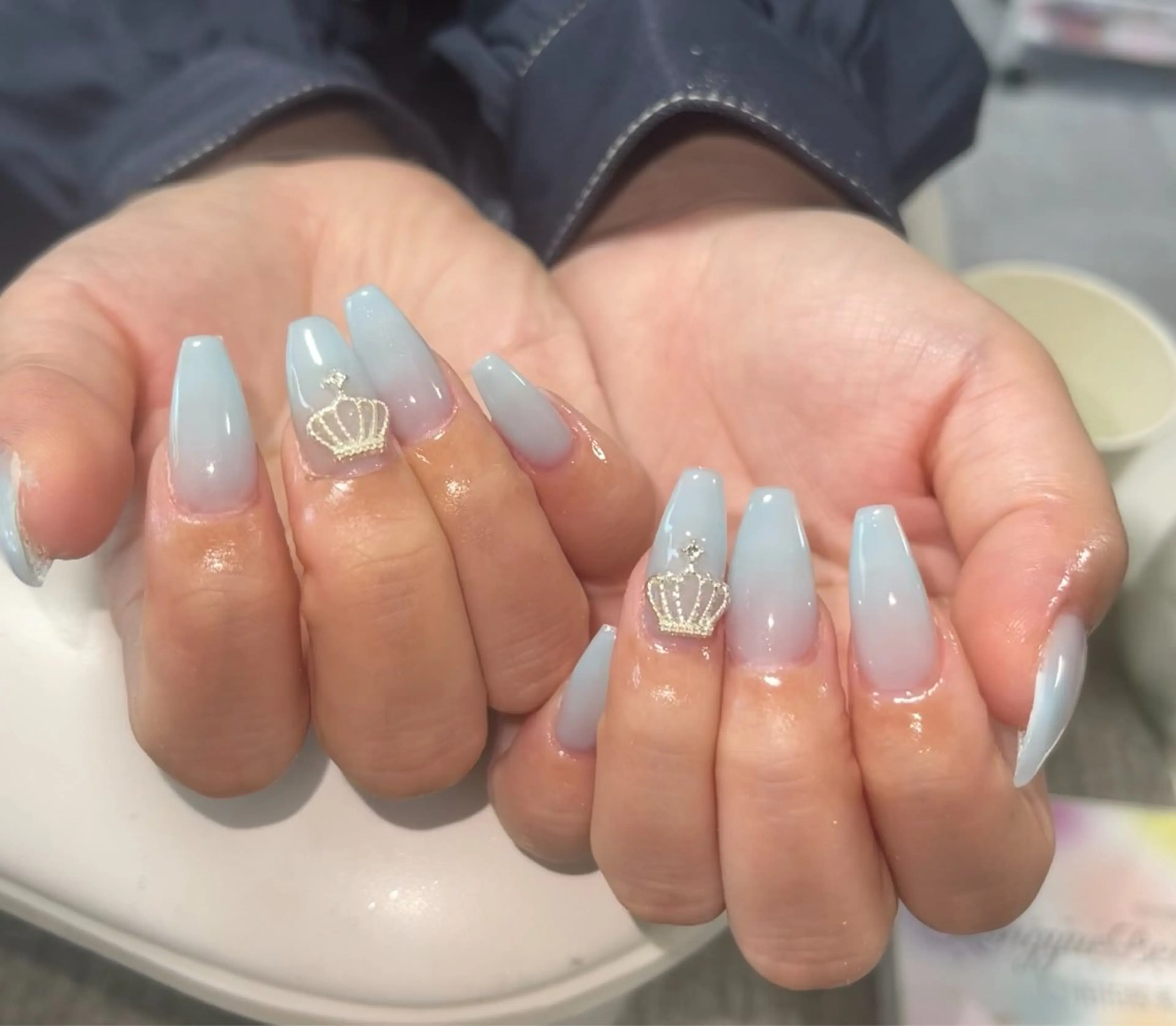 ネイル アートネイル グラデーション キラキラネイル ニュアンスネイル オフィスネイル ハンドネイル Amee Nail Salonのネイルデザイン
