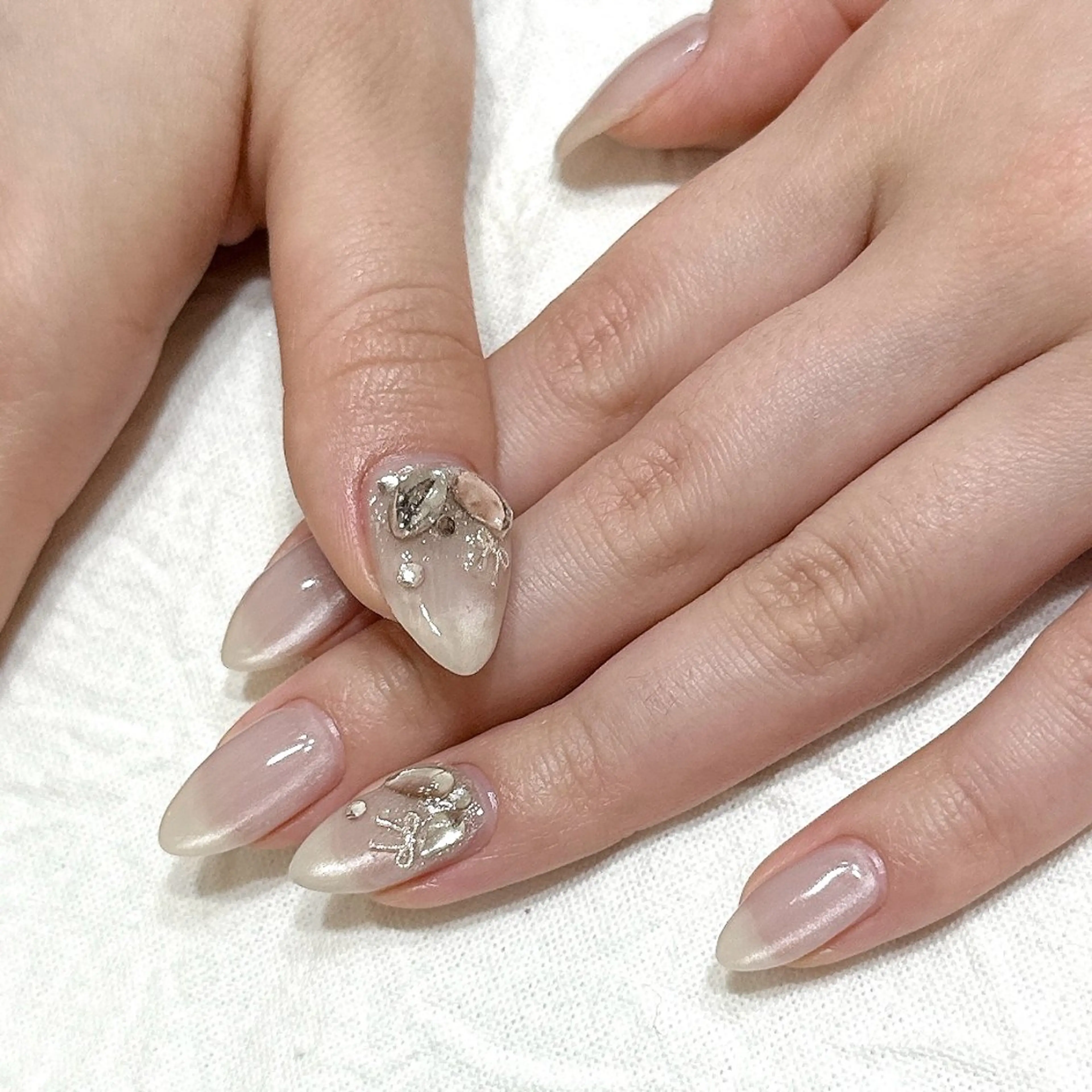 ネイル マグネットネイル ハンドネイル peaberry nailのネイルデザイン