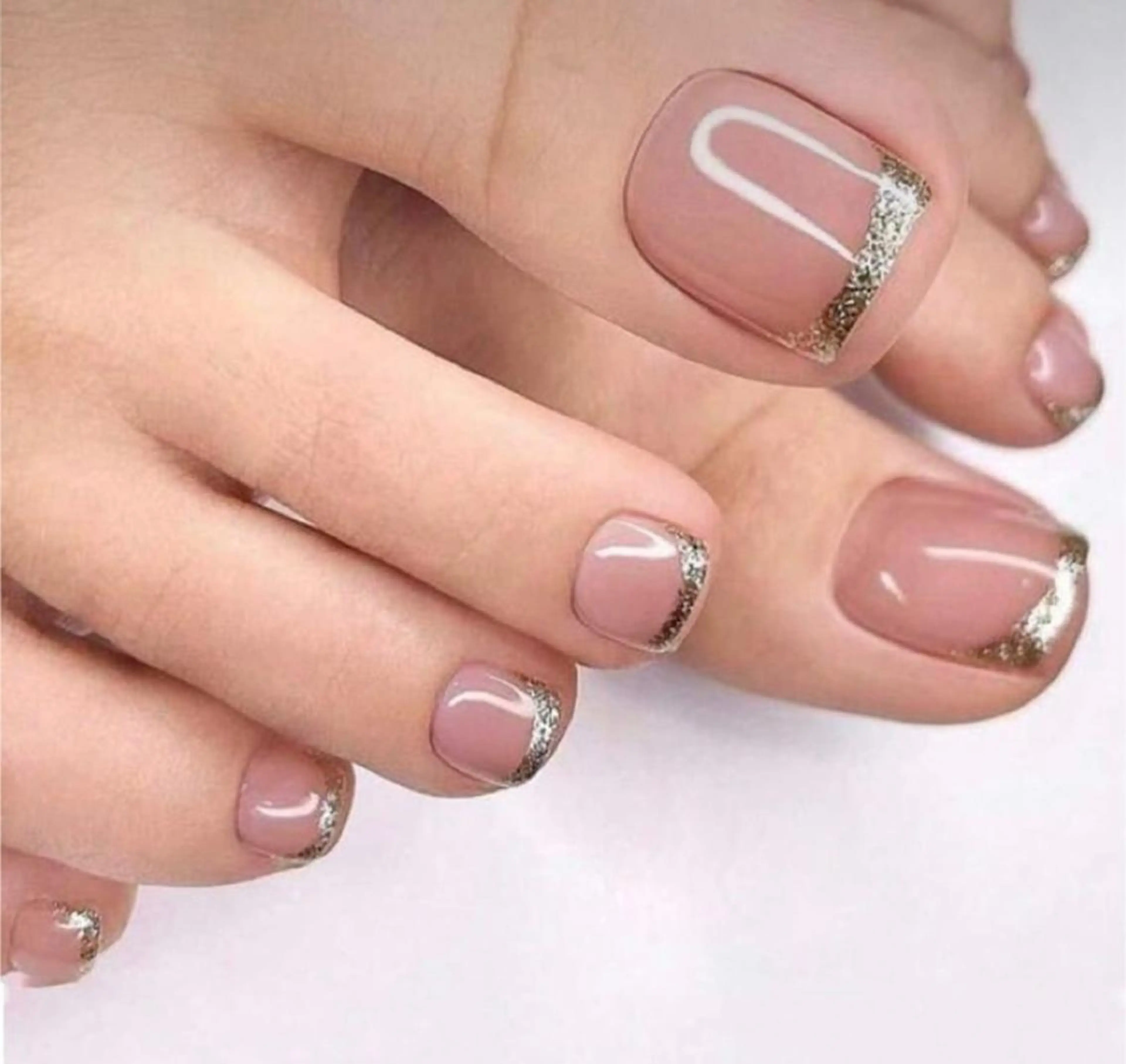 ネイル BABELバベル所属・江戸川橋✨BABEL 【バベル】大人可愛いのネイルデザイン