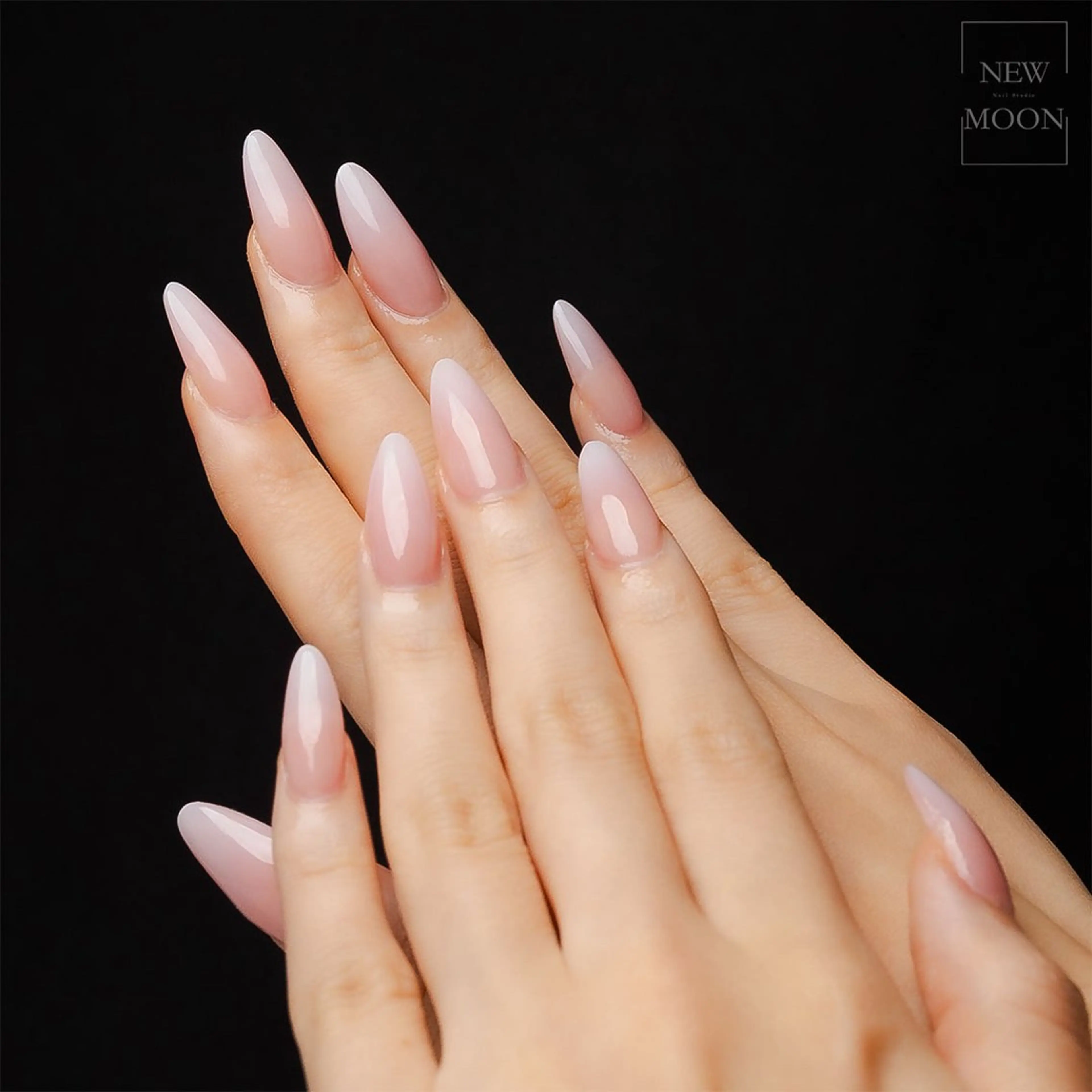 ネイル ハンドネイル NEWMOON maki_恵比寿のネイルデザイン