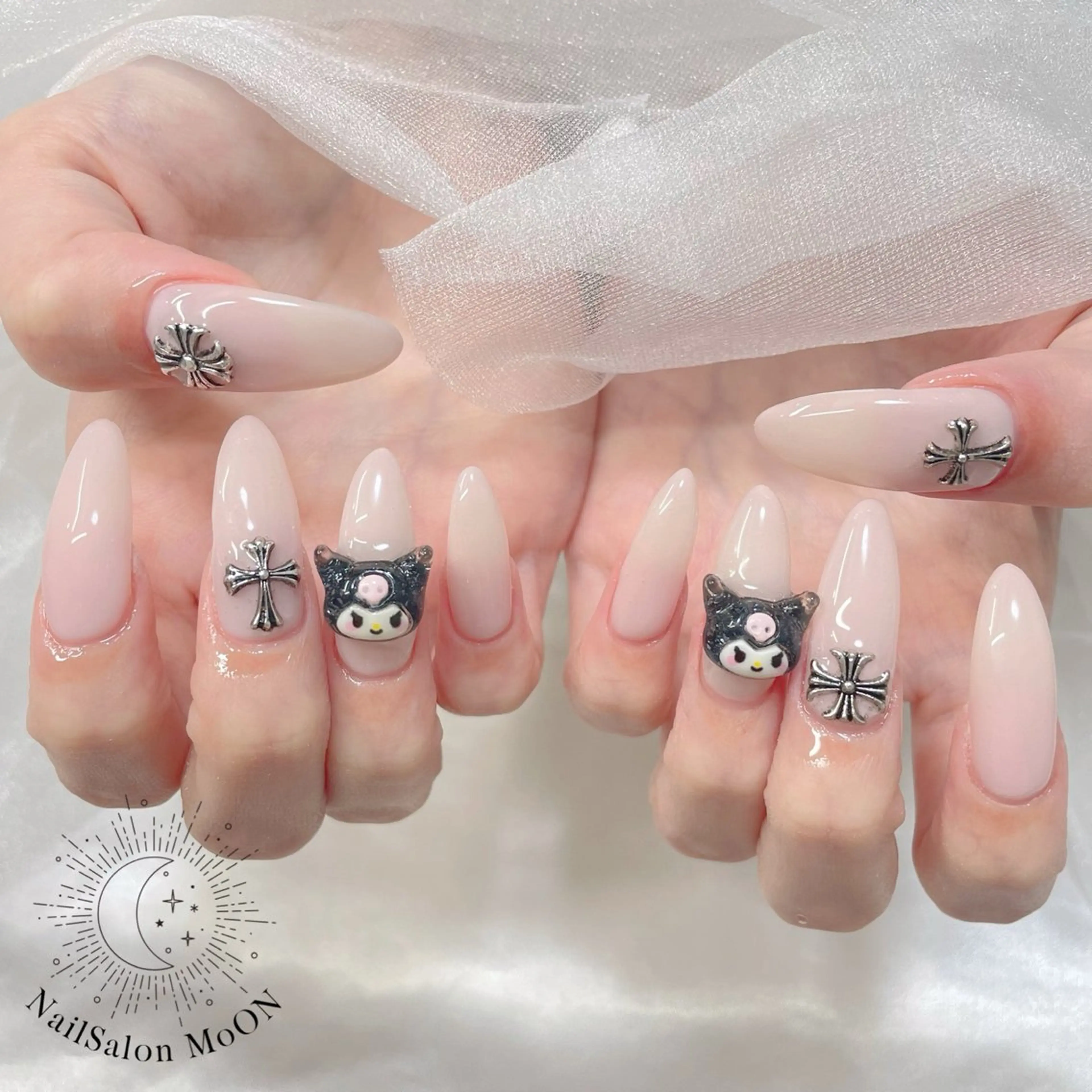 ネイル MoON...❤︎ MeGuのネイルデザイン