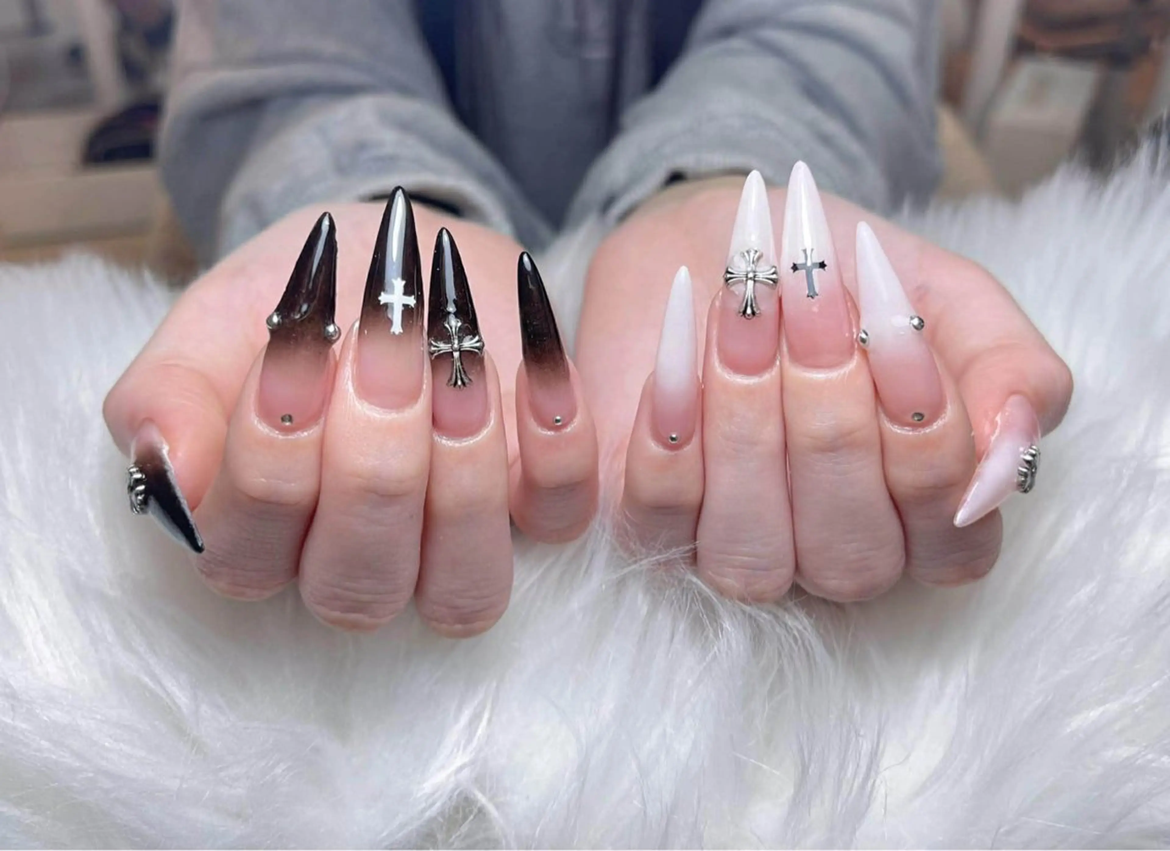 ネイル アートネイル 成人式 ジェルネイル ニュアンスネイル 夏ネイル ハンドネイル NIE MoMoのネイルデザイン