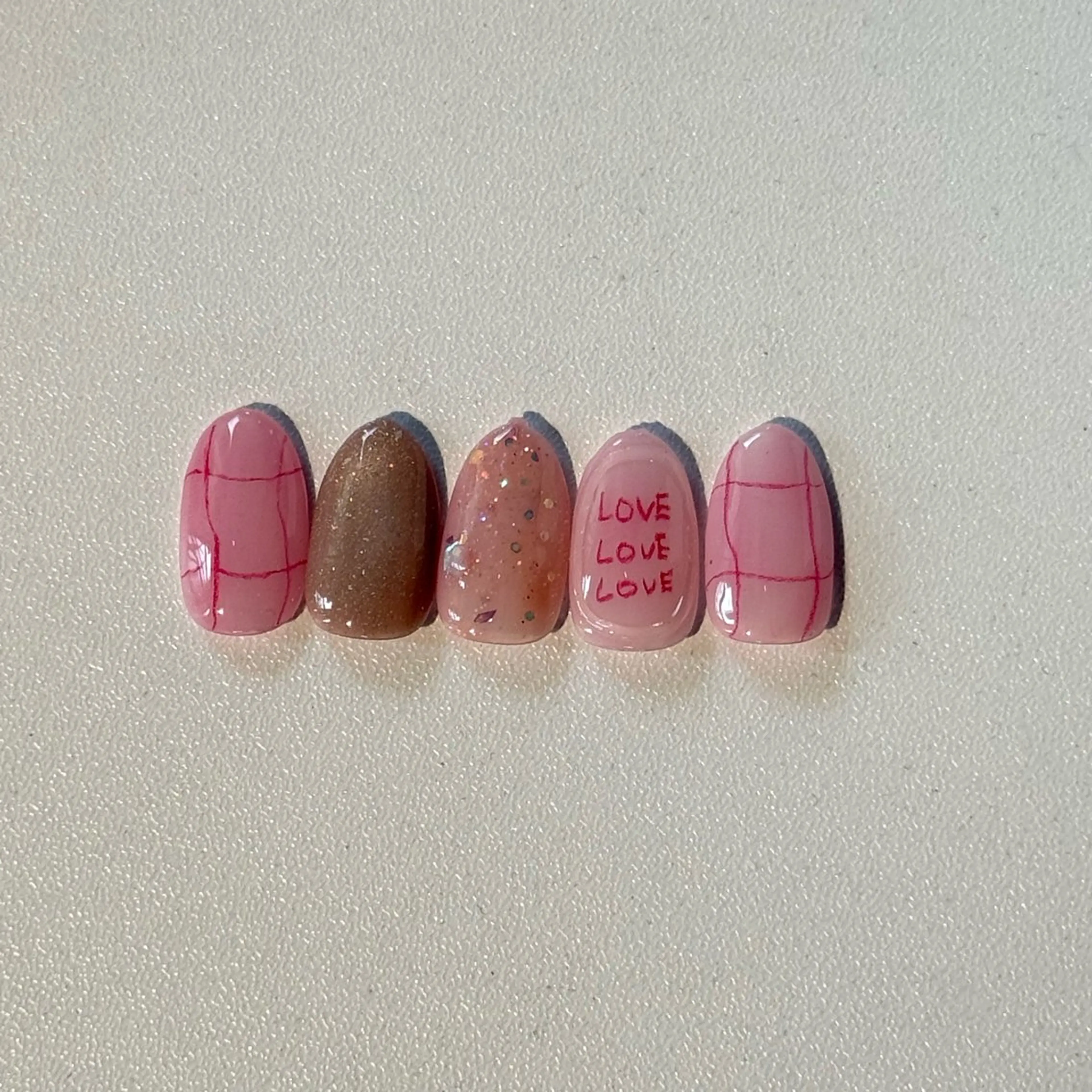 ネイル バレンタイン ハンドネイル JON YUEのネイルデザイン