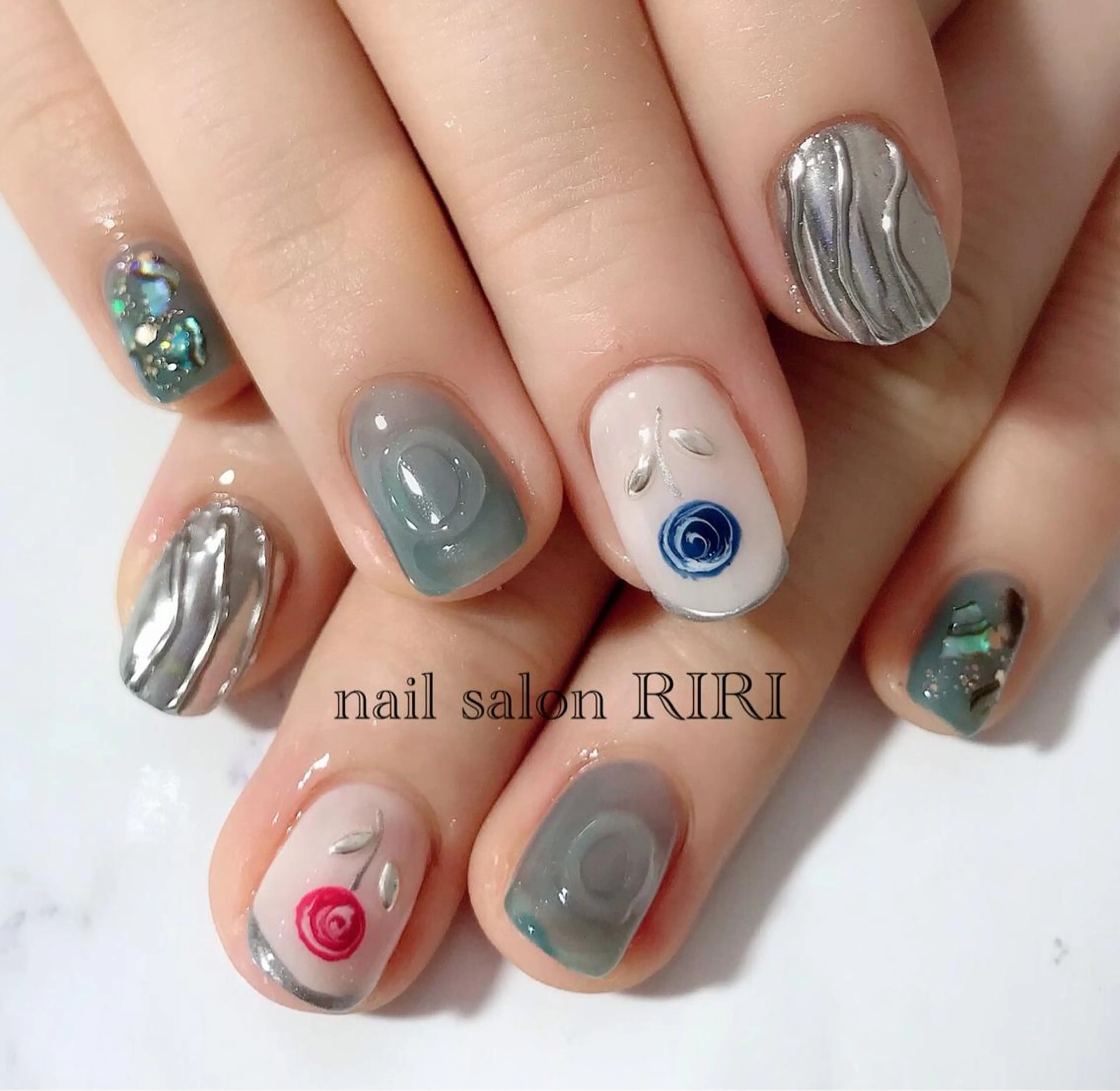 パーマ ニュアンスパーマ RIRI リリのネイルデザイン