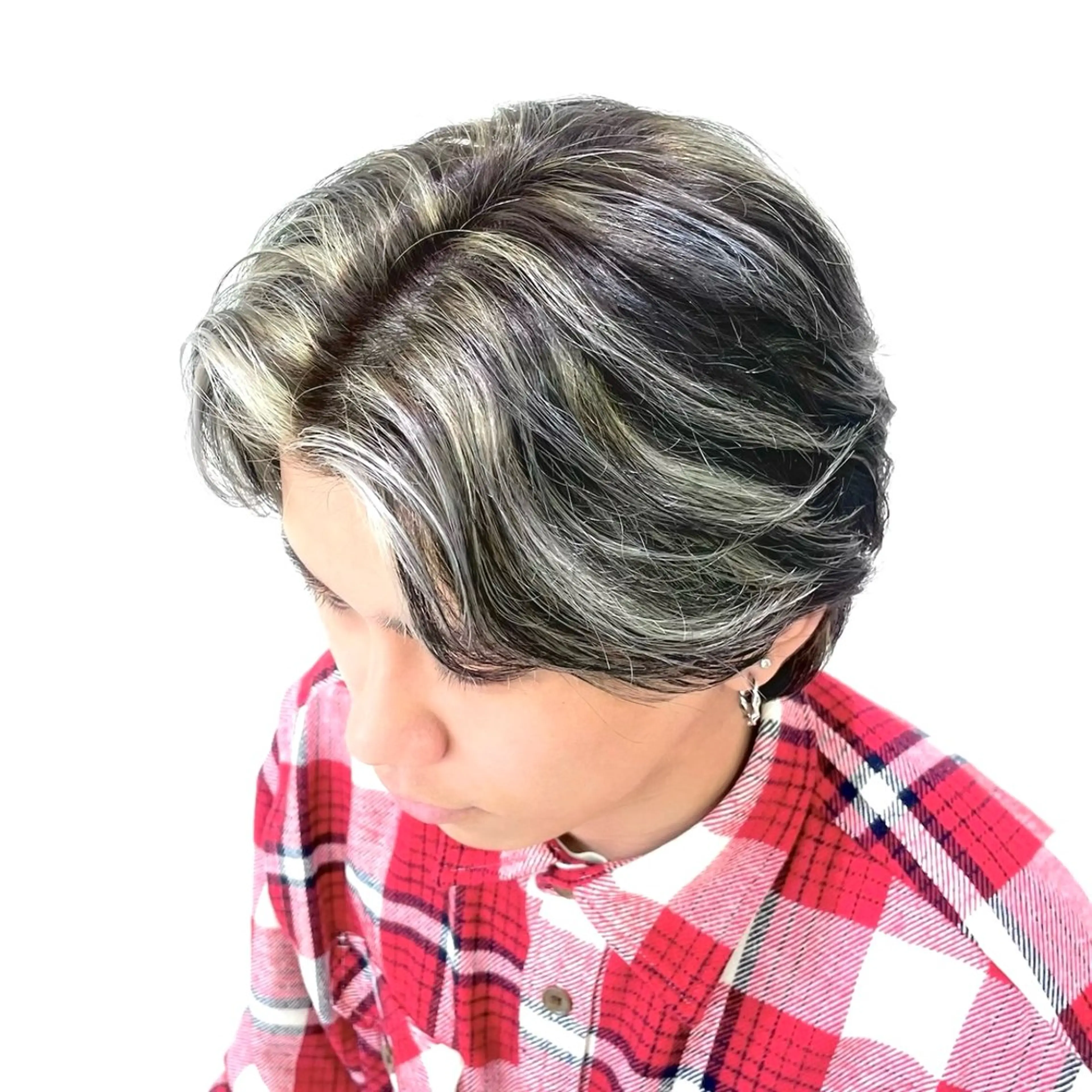 カラー メンズ メンズブリーチ ビジネス センターパート フェードカット メンズハイライト ヘアカラー メンズ支持率No.1 /大船メンズパーマのヘアスタイル