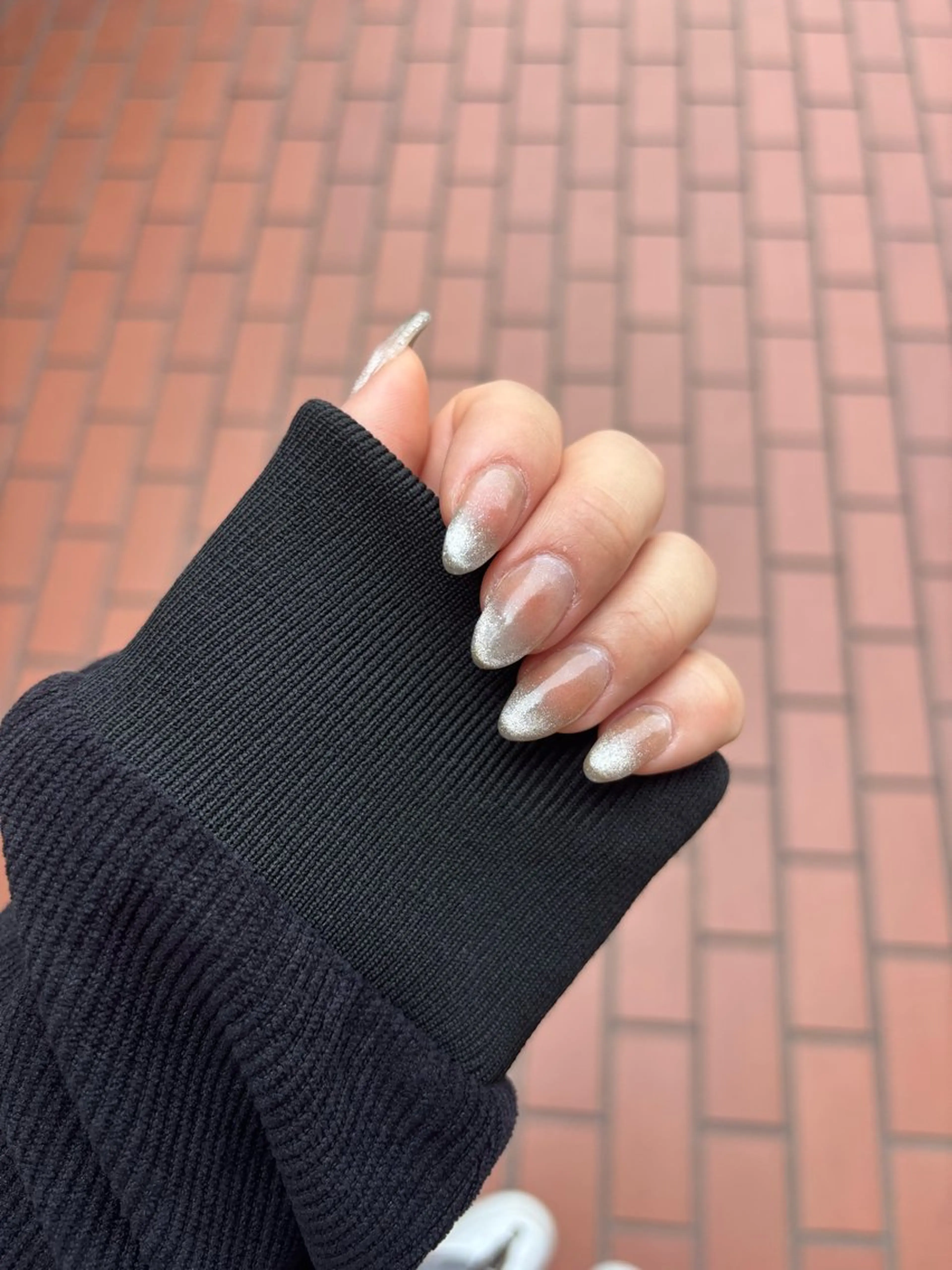 ネイル チークネイル マグネットネイル 持ち込み シンプルネイル すみる Hinataのネイルデザイン