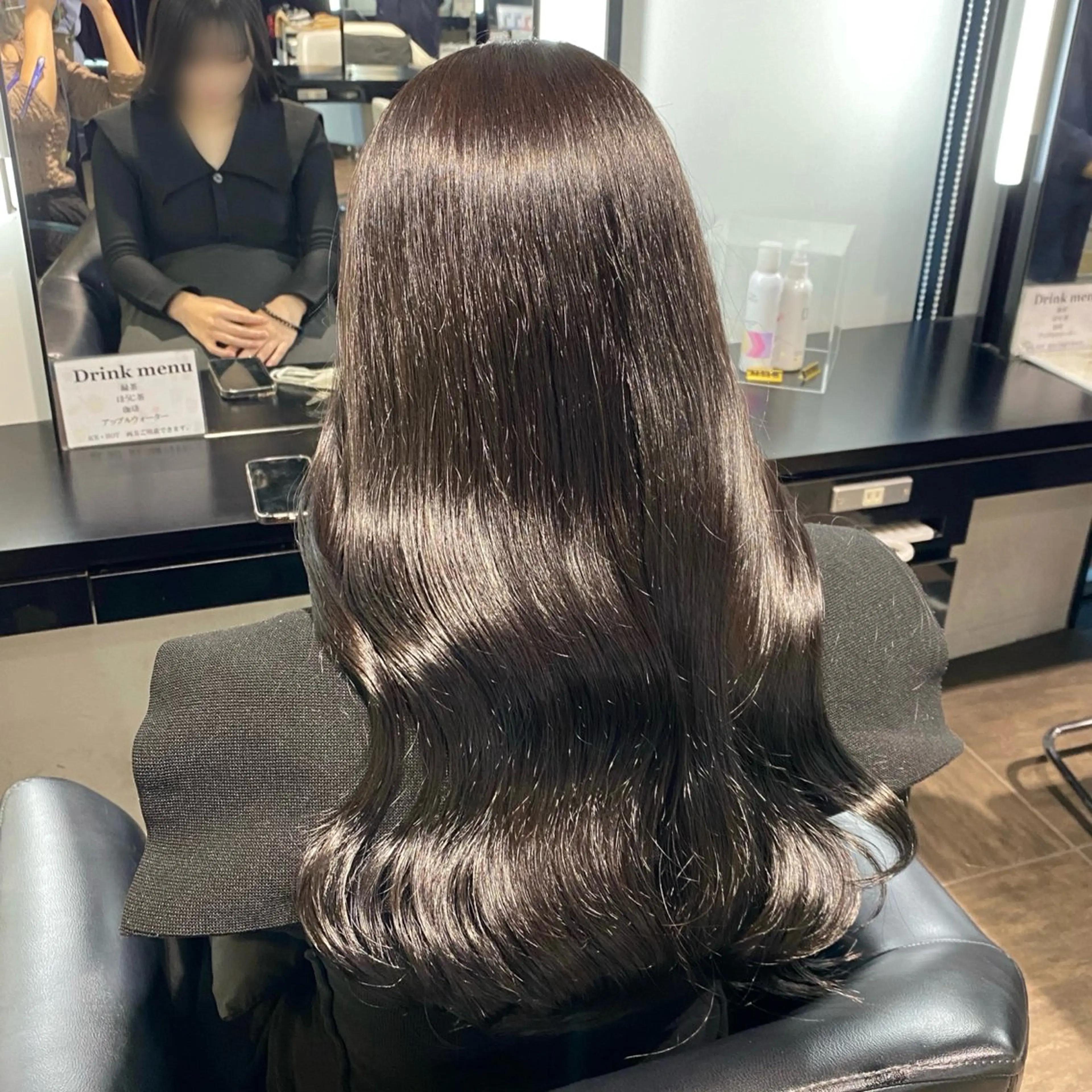 ロング カラー ダークグレー ダークグレージュ グレージュ ヘアカラー トリートメント 🖤大人可愛い⌇ 𝐑 𝐈 𝐎🖤のヘアスタイル