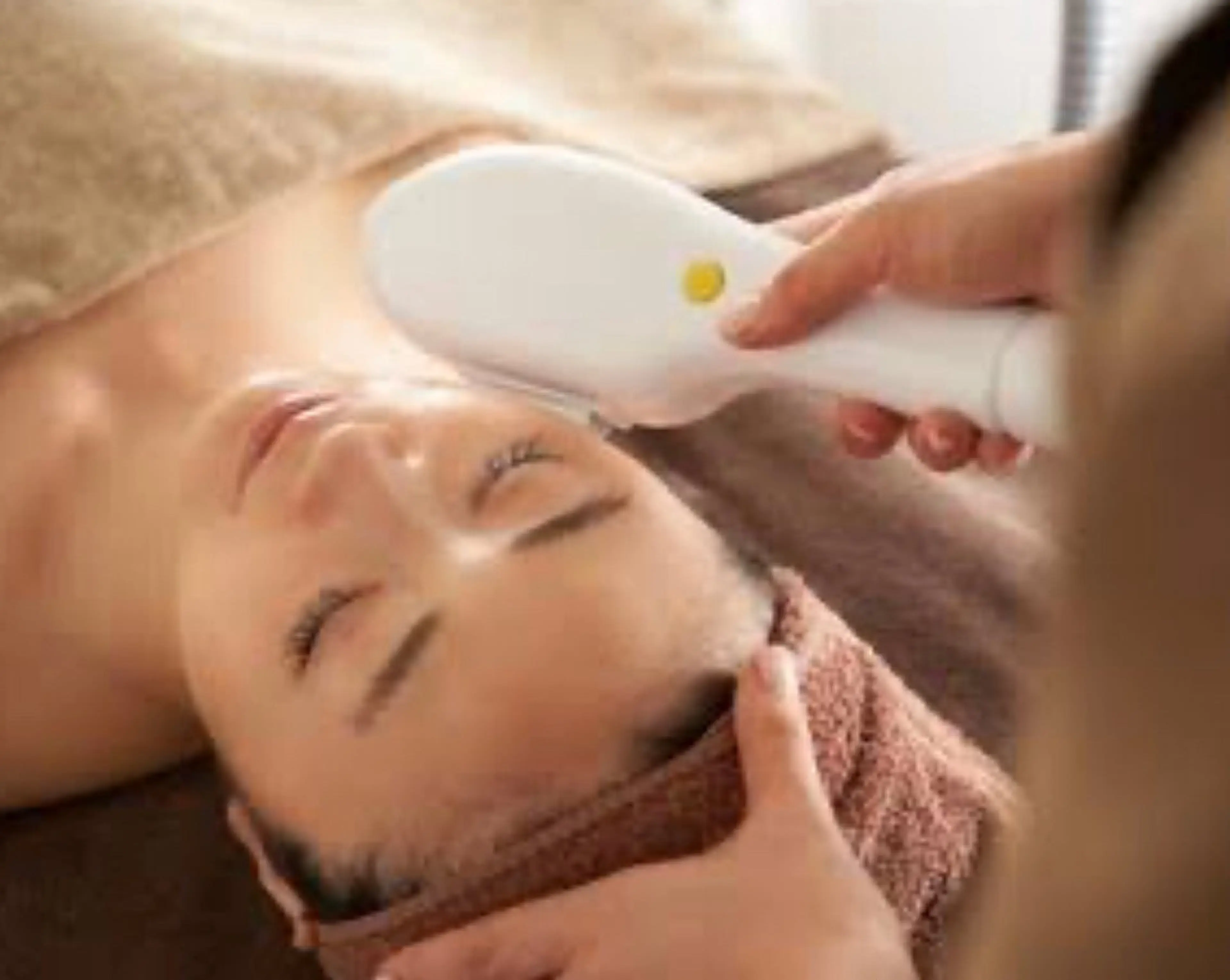 【シミくすみにお悩みの方】光フェイシャルの写真