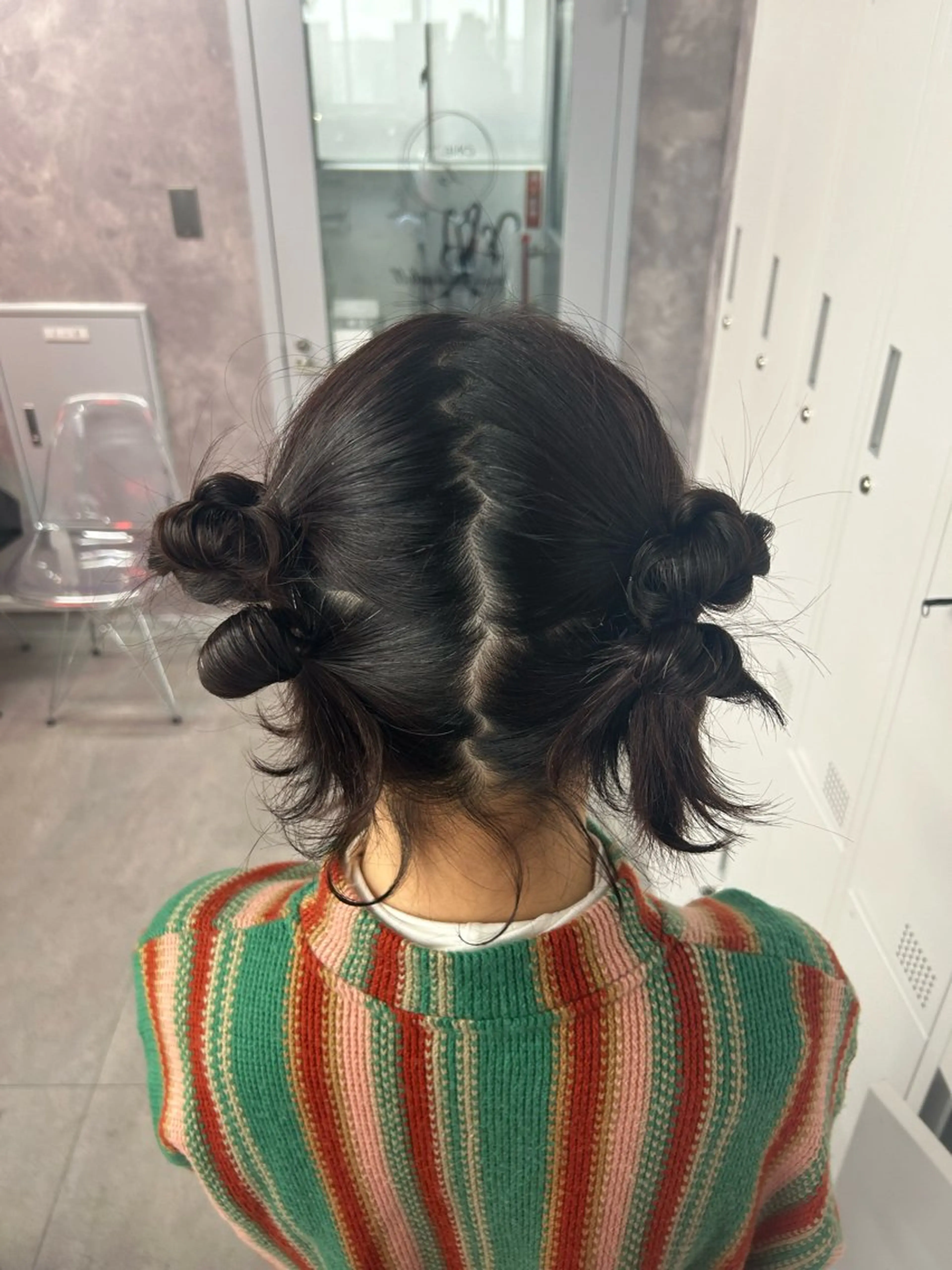 ミディアム カラー ヘアアレンジ MOMO艶髪 🩵モテカラーのヘアスタイル