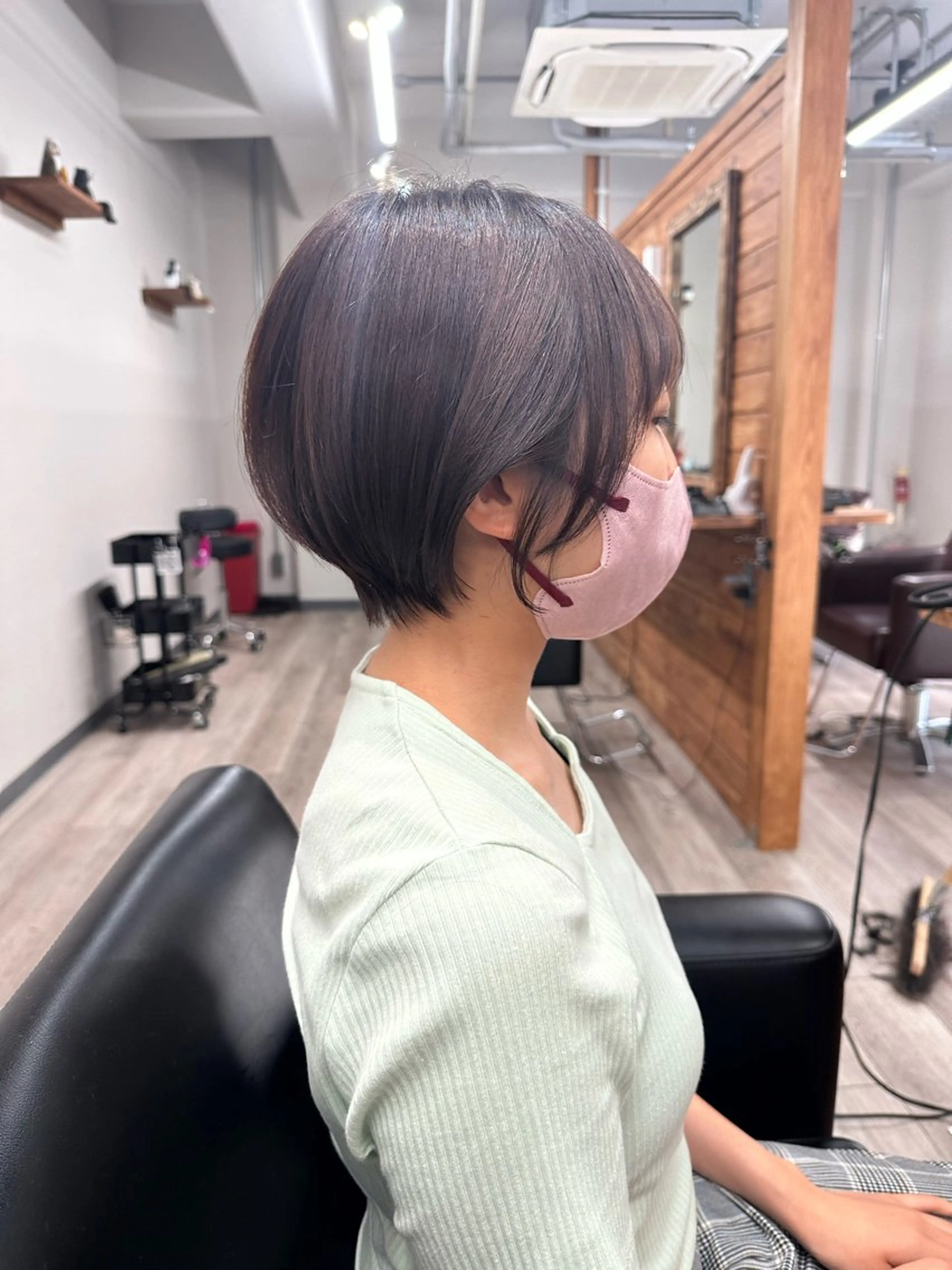 ショート カラー アンソニー ショウゴのヘアスタイル