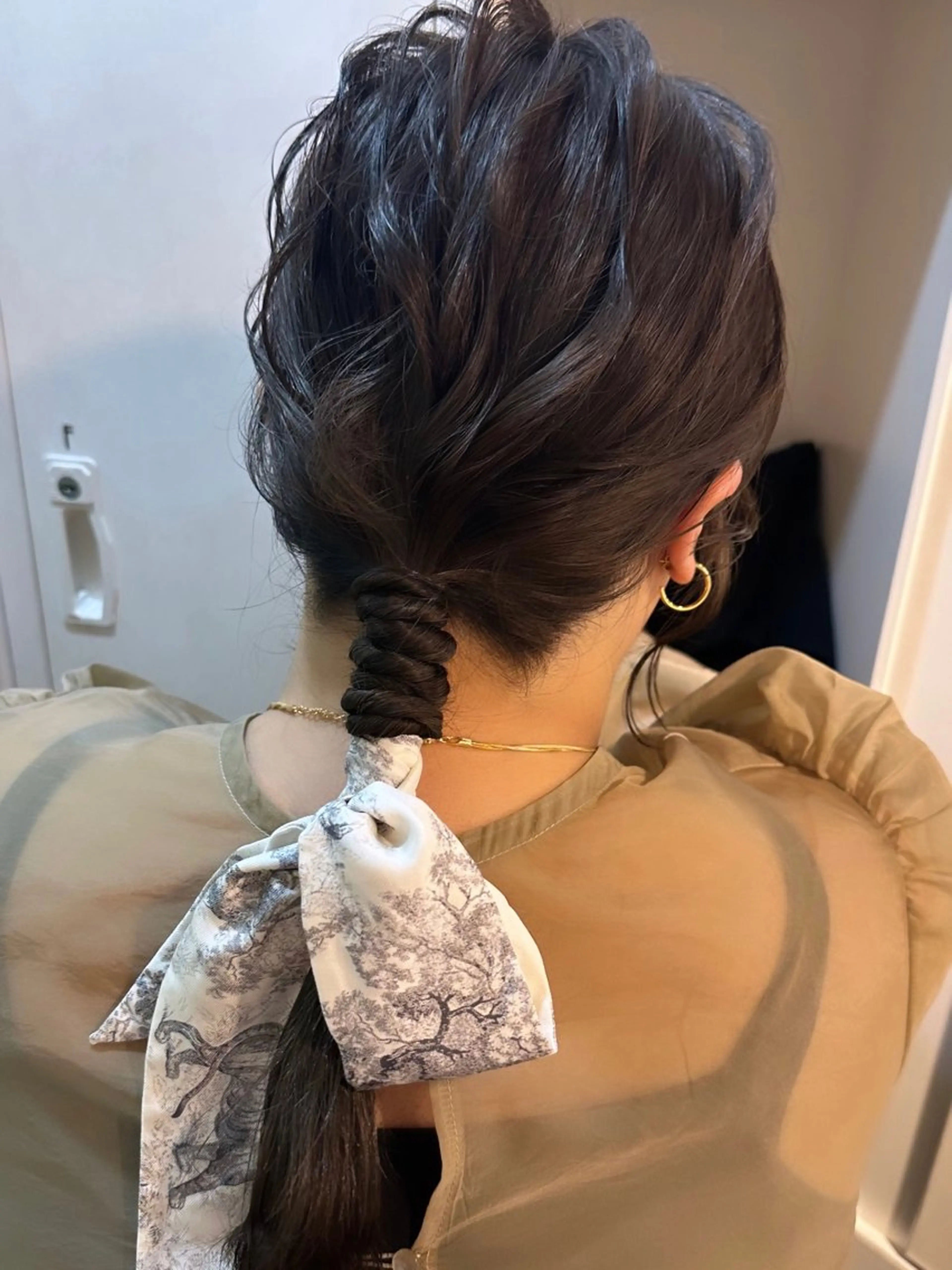 ロング ヘアアレンジ 韓国ヘア🖤 YURINAのヘアスタイル