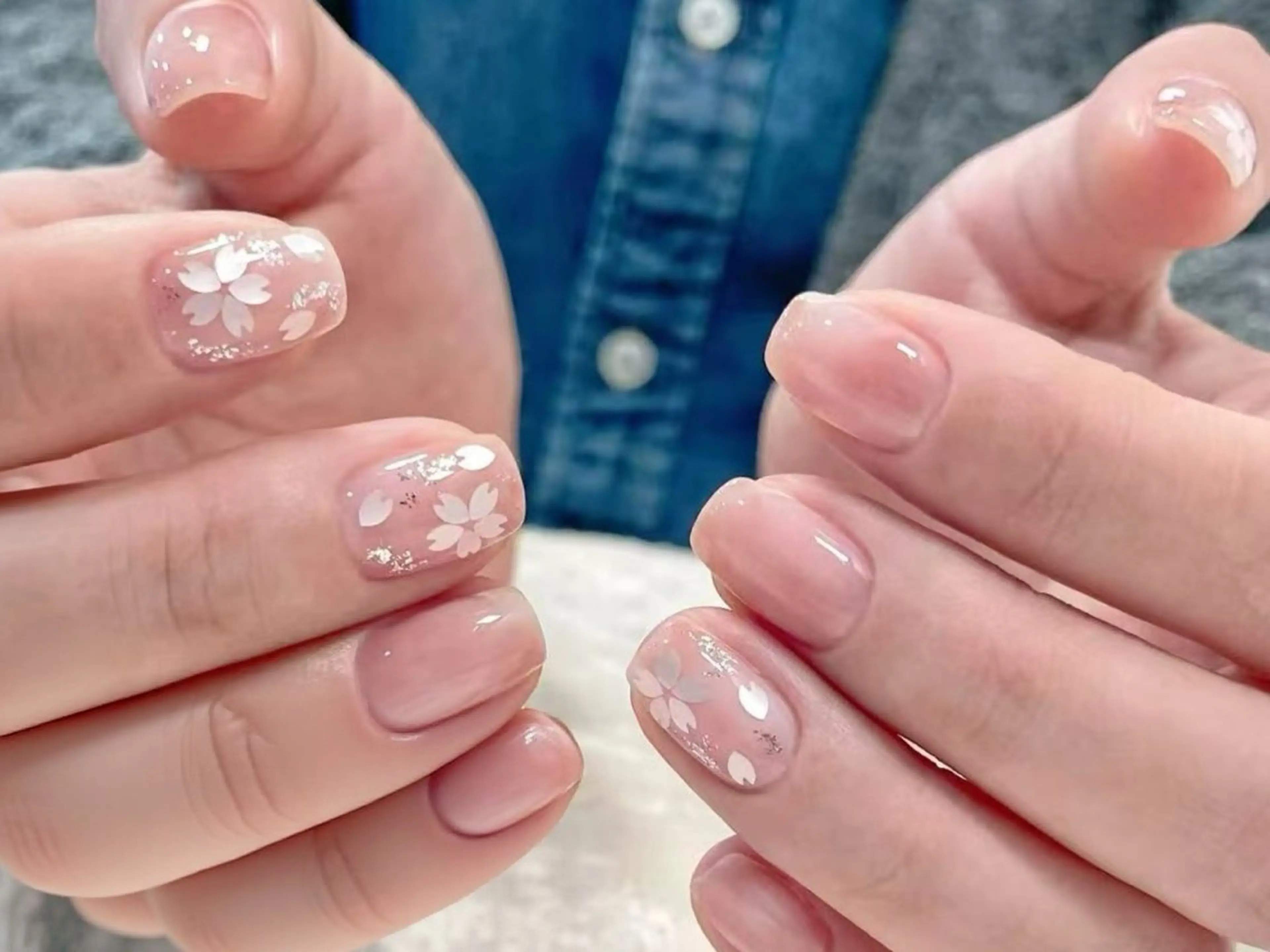 【新規ソフトジェルオフ無料】持ち込みデザイン( 両手シンプルアート4本 )の写真