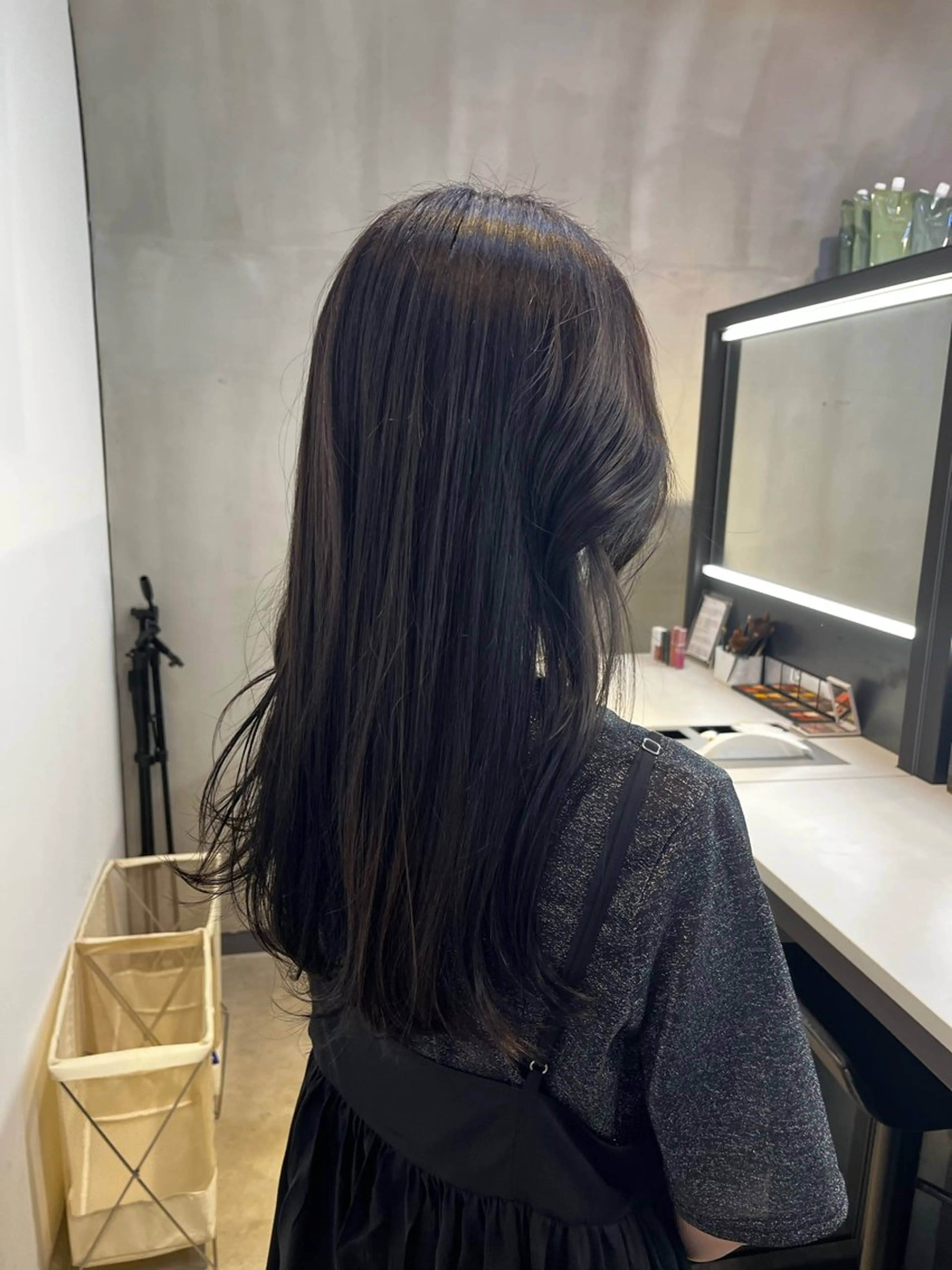 ロング カラー グレージュ 友輝 /札幌美容師のヘアスタイル