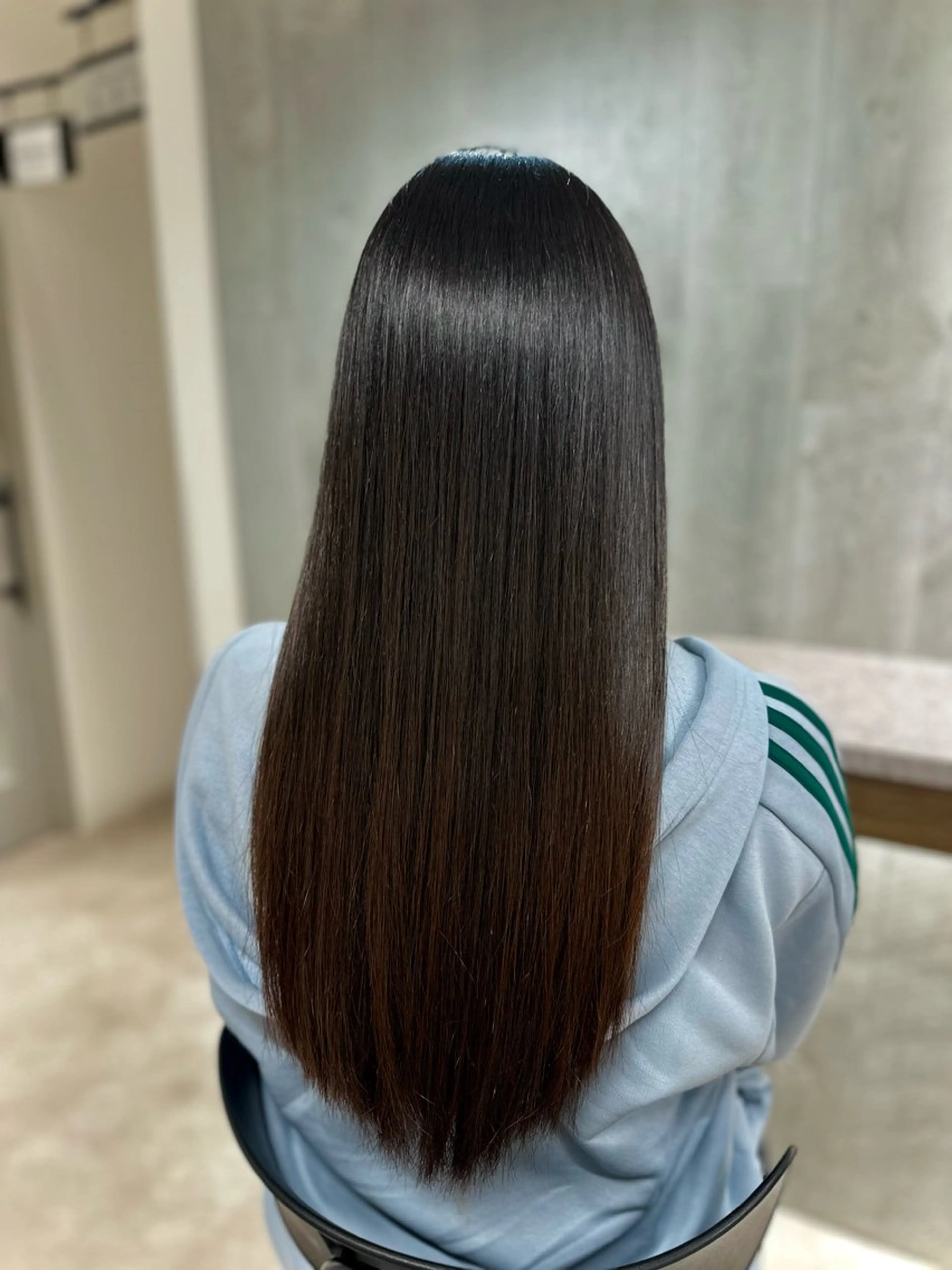 ロング カット 縮毛矯正 JYO 髪質改善専門家のヘアスタイル