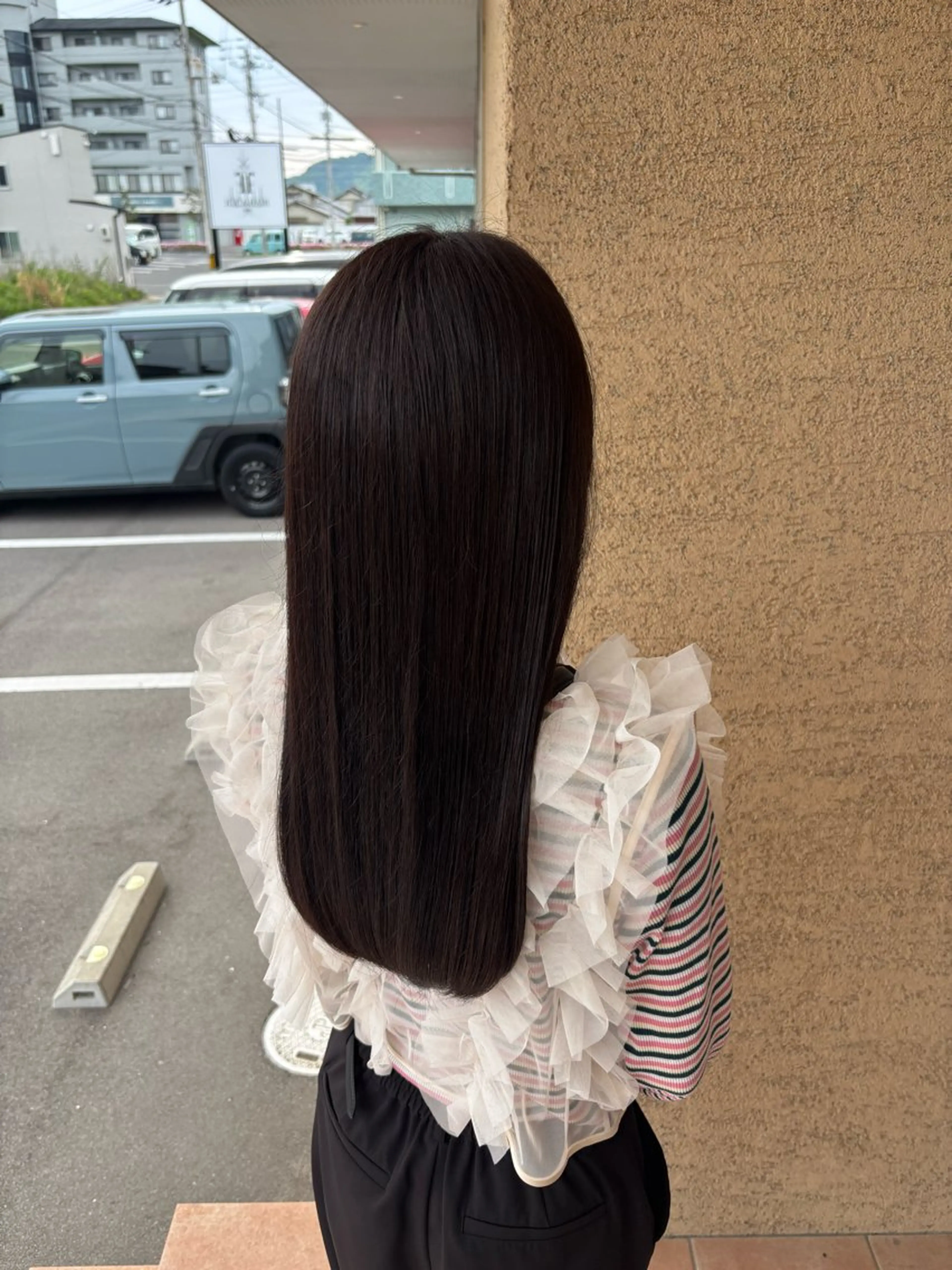 ロング カラー ブラウンカラー カット ヘアカラー 下河 美友のヘアスタイル