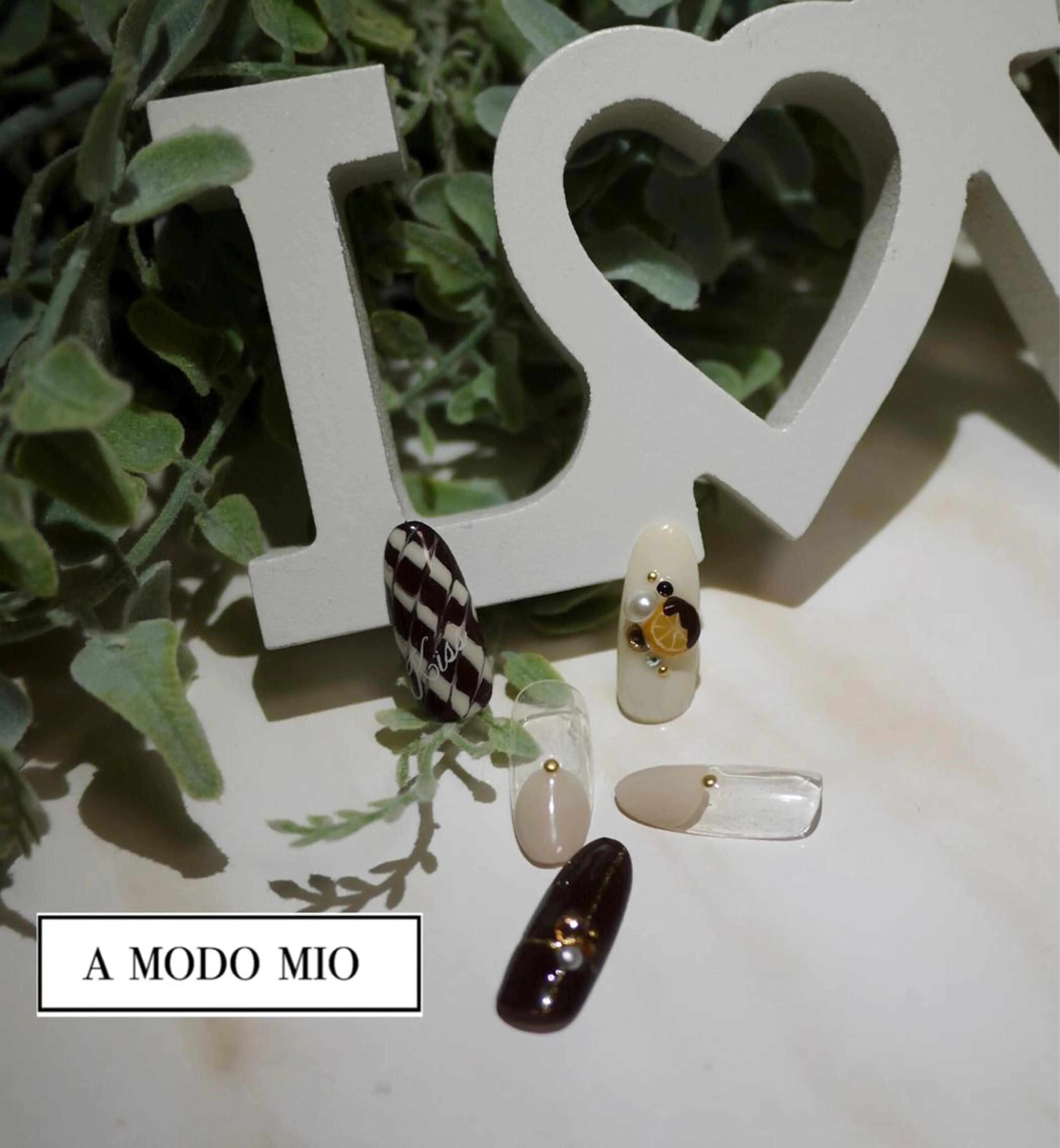 ネイル バレンタイン A MODO MIOのネイルデザイン