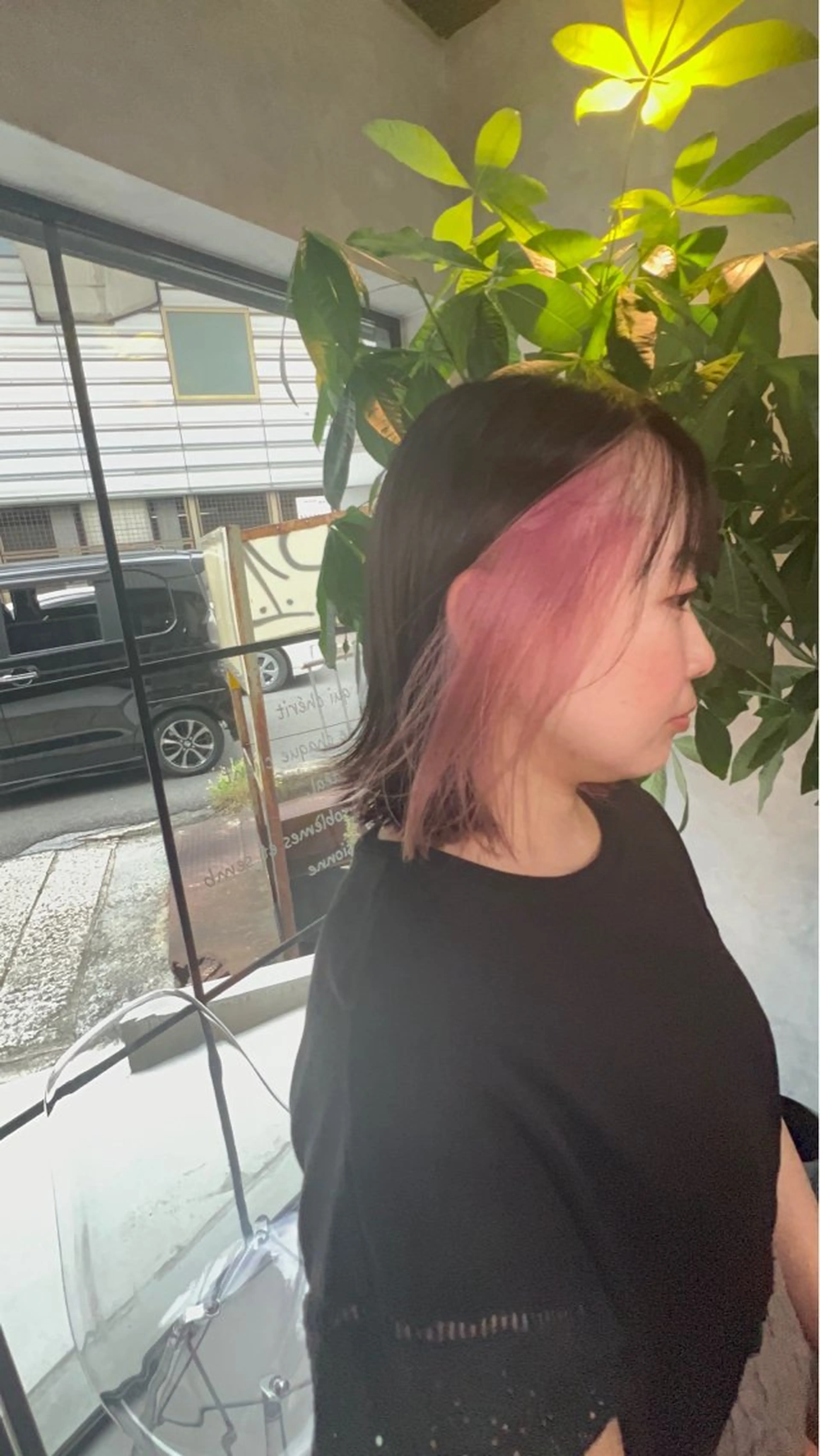 ミディアム ヘアカラー motoトップカラー リスト/ブリーチカラのヘアスタイル