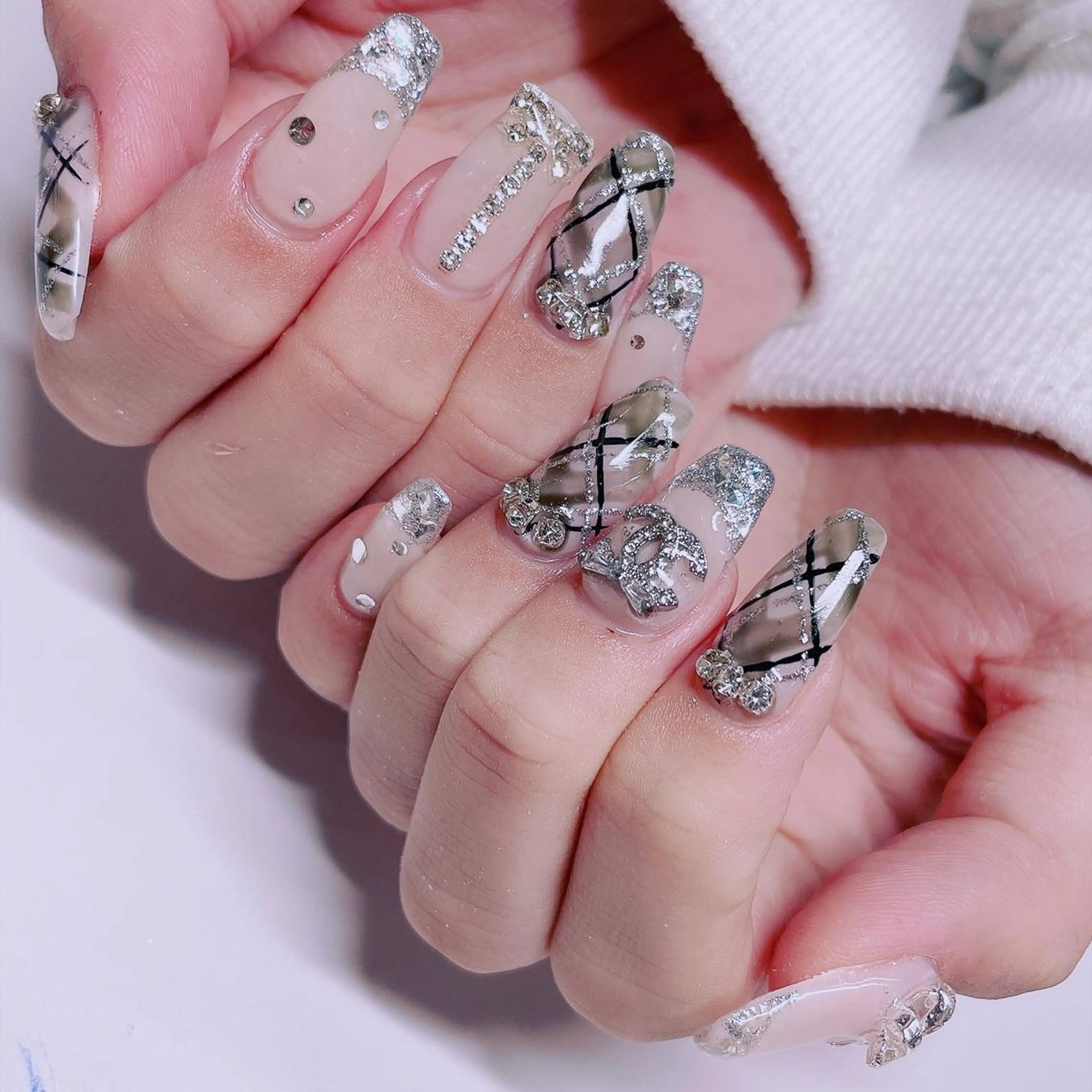 ネイル 美爪パラジェル導入店 Sunnilyのネイルデザイン