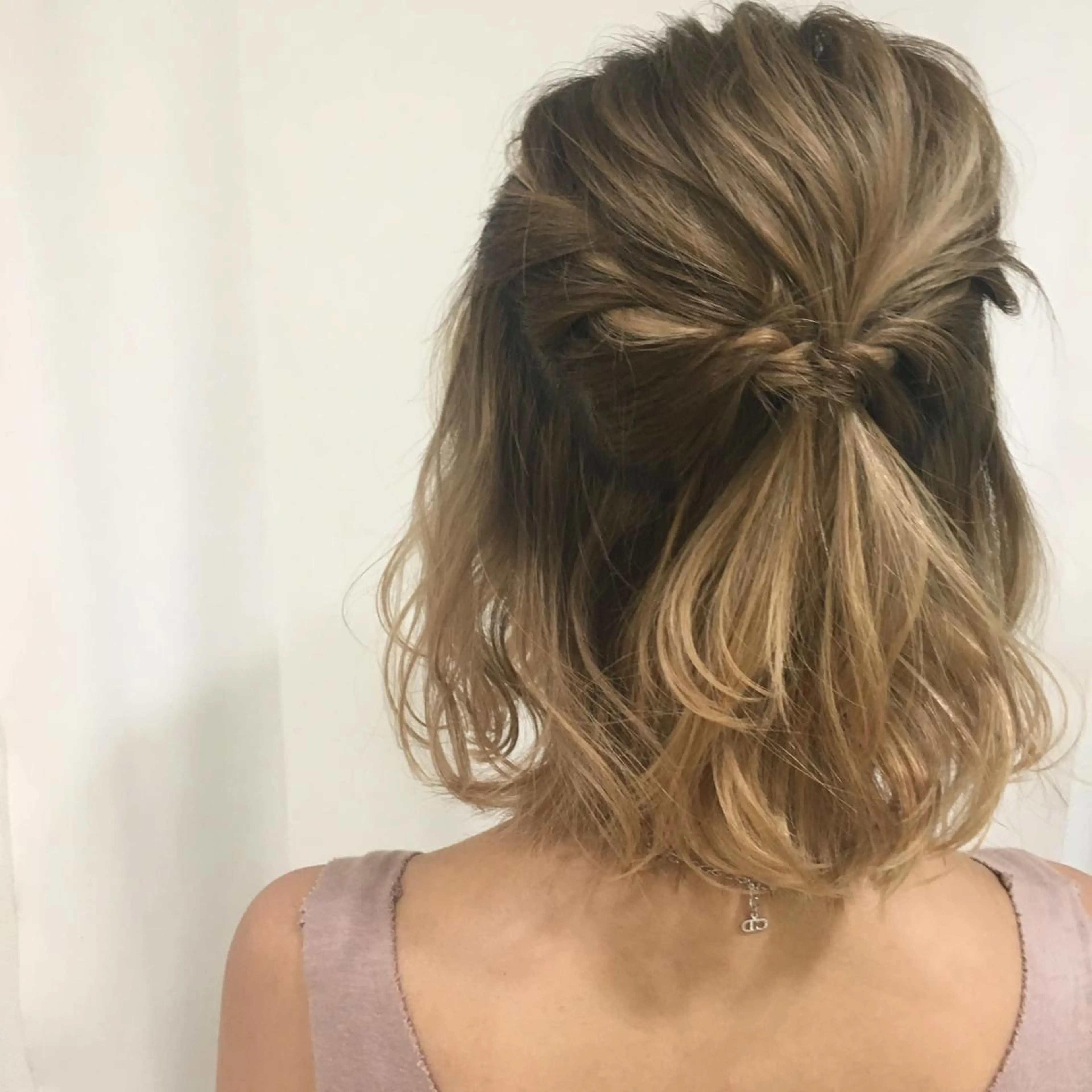 ミディアム カラー ヘアアレンジ きむえり/髪質改善 /うねり広がり改善のヘアスタイル