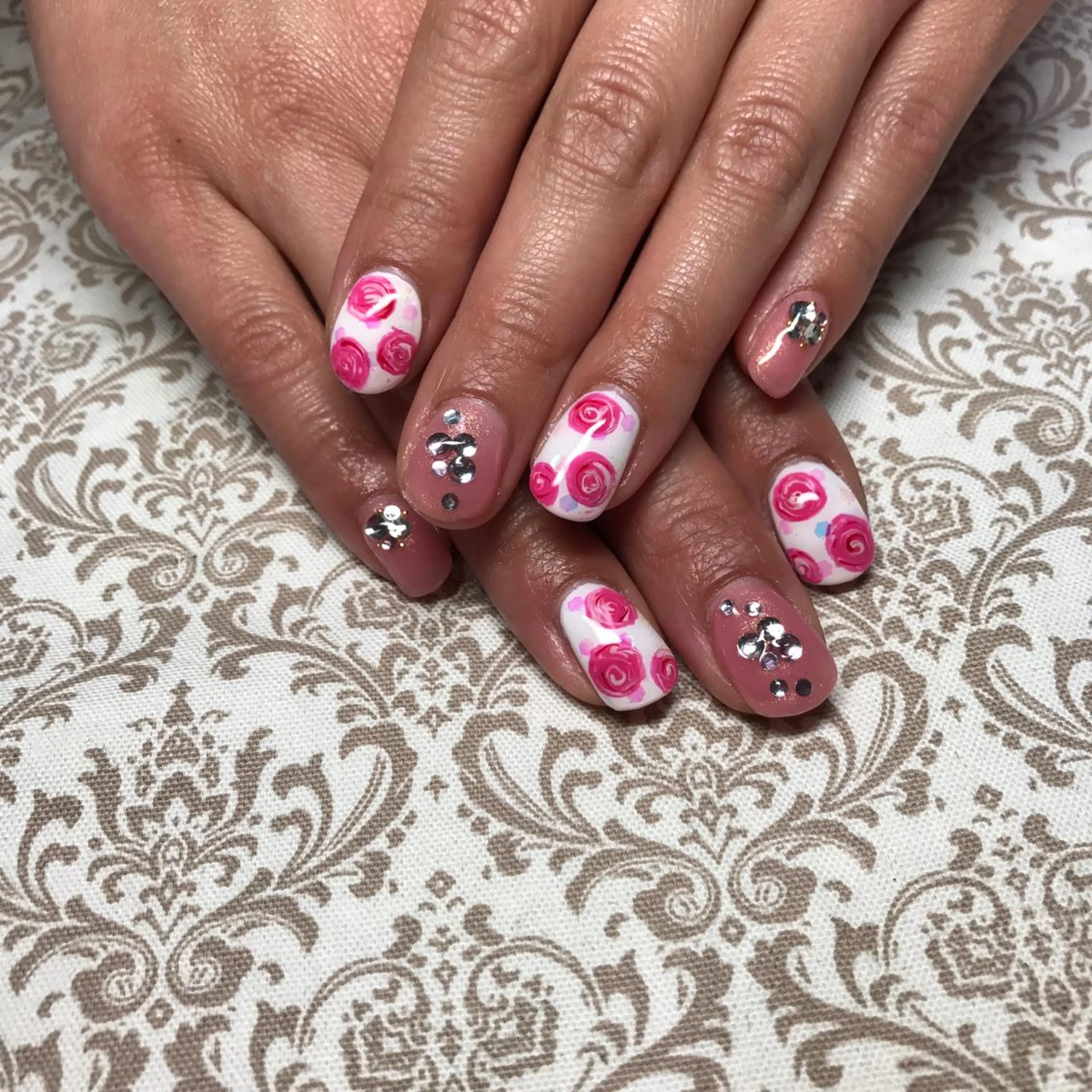 ネイル 春ネイル COCO +のエステ・リラクイメージ