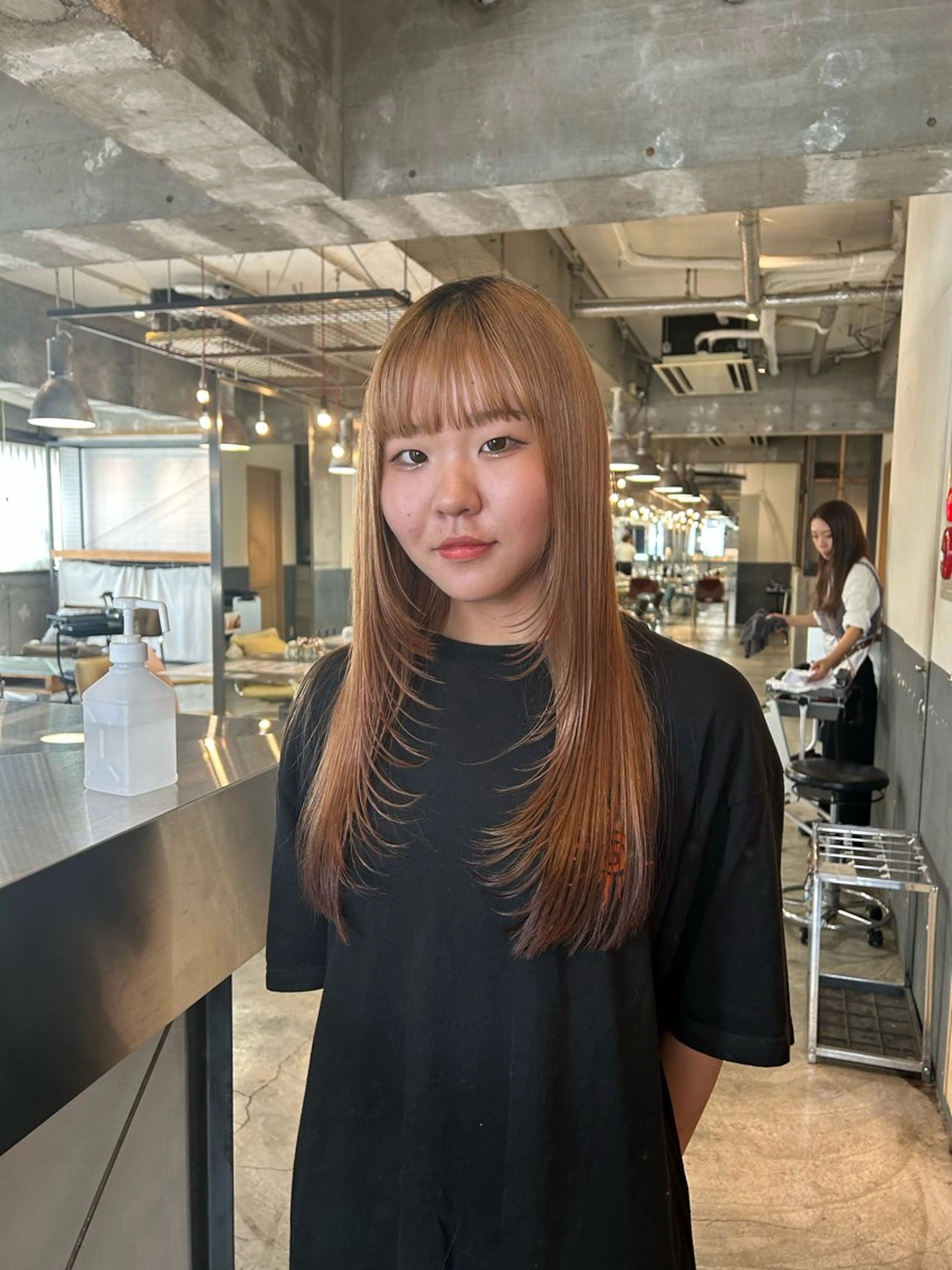 ロング カラー 顔まわりレイヤー レイヤーカット カット 海外レイヤー /NAGISAのヘアスタイル