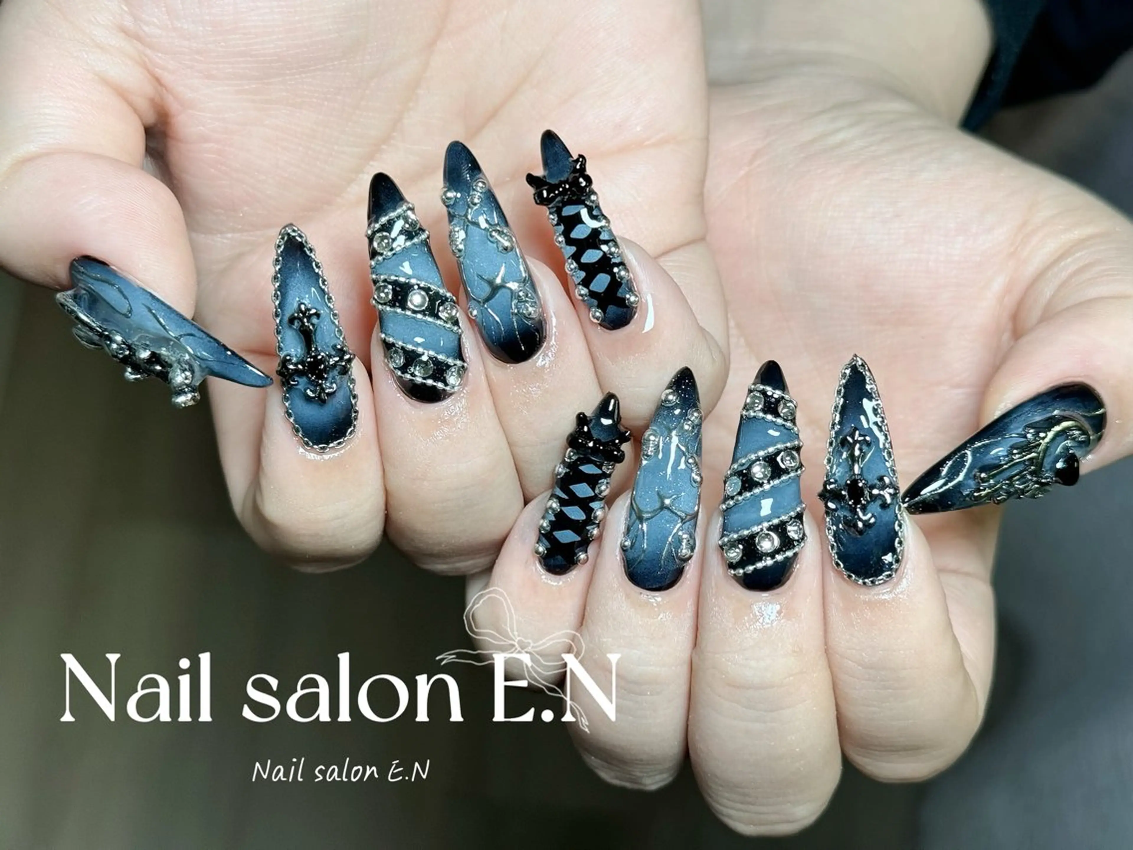ネイル アートネイル オーロラネイル ブラウン クリアネイル フレンチネイル ハンドネイル E.N🦋 長さ出し/持ち込みのネイルデザイン