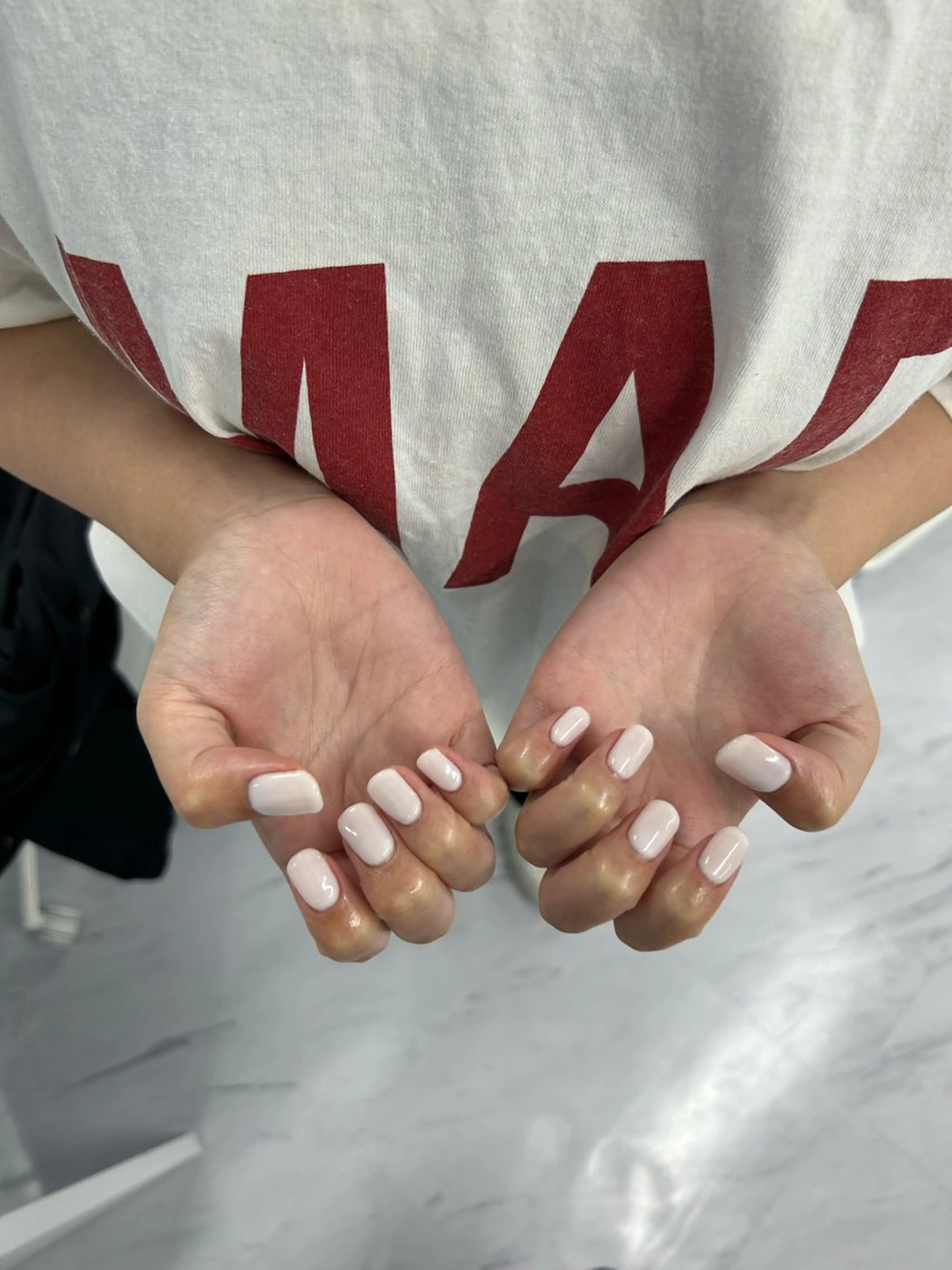 ネイル ワンカラーネイル ホワイト 加藤 楓子のネイルデザイン