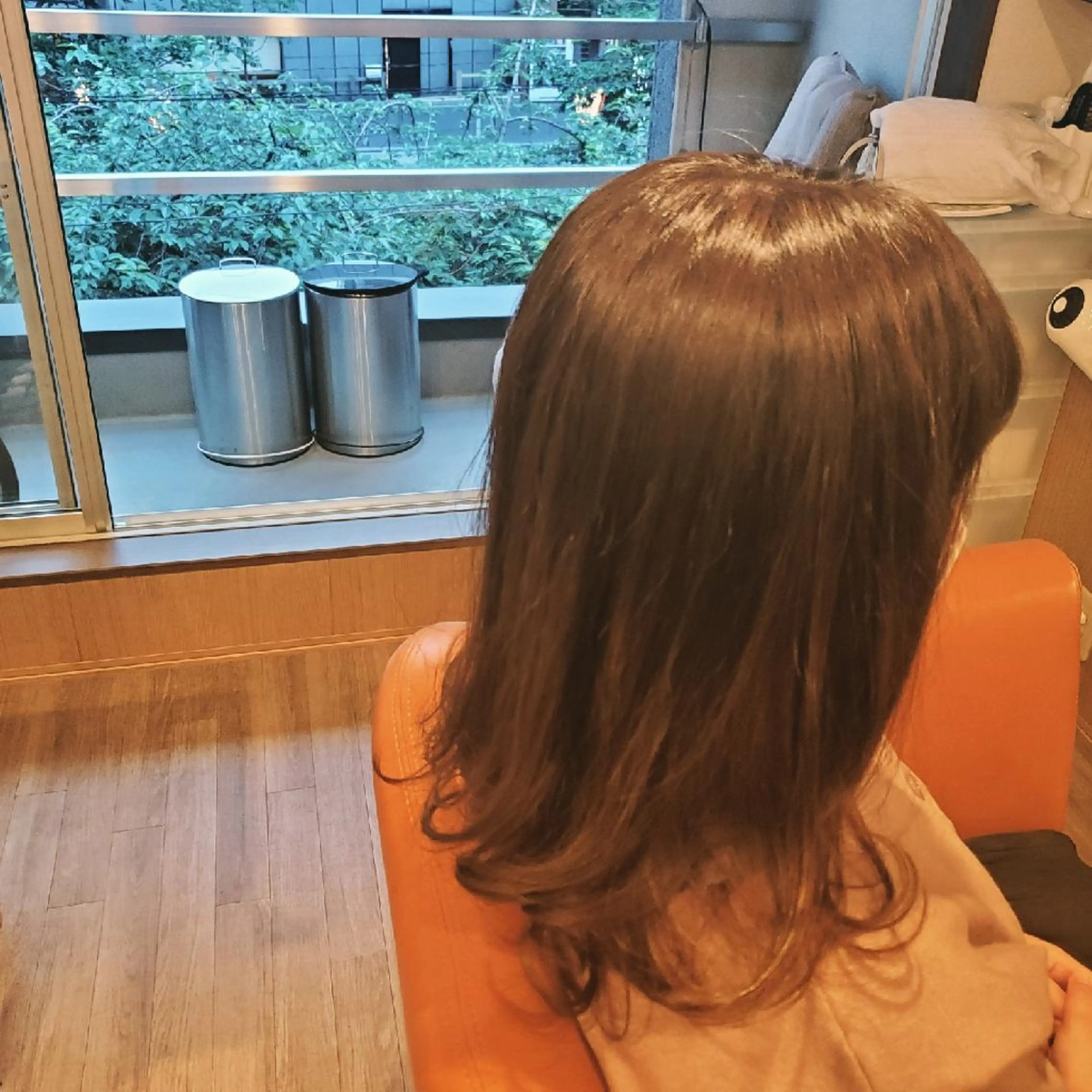 セミロング カラー アディクシーカラー ブリーチ イルミナカラー 外国人風カラー トリートメント カット ヘアカラー トリートメント spa hair  ark 富井直美のヘアスタイル