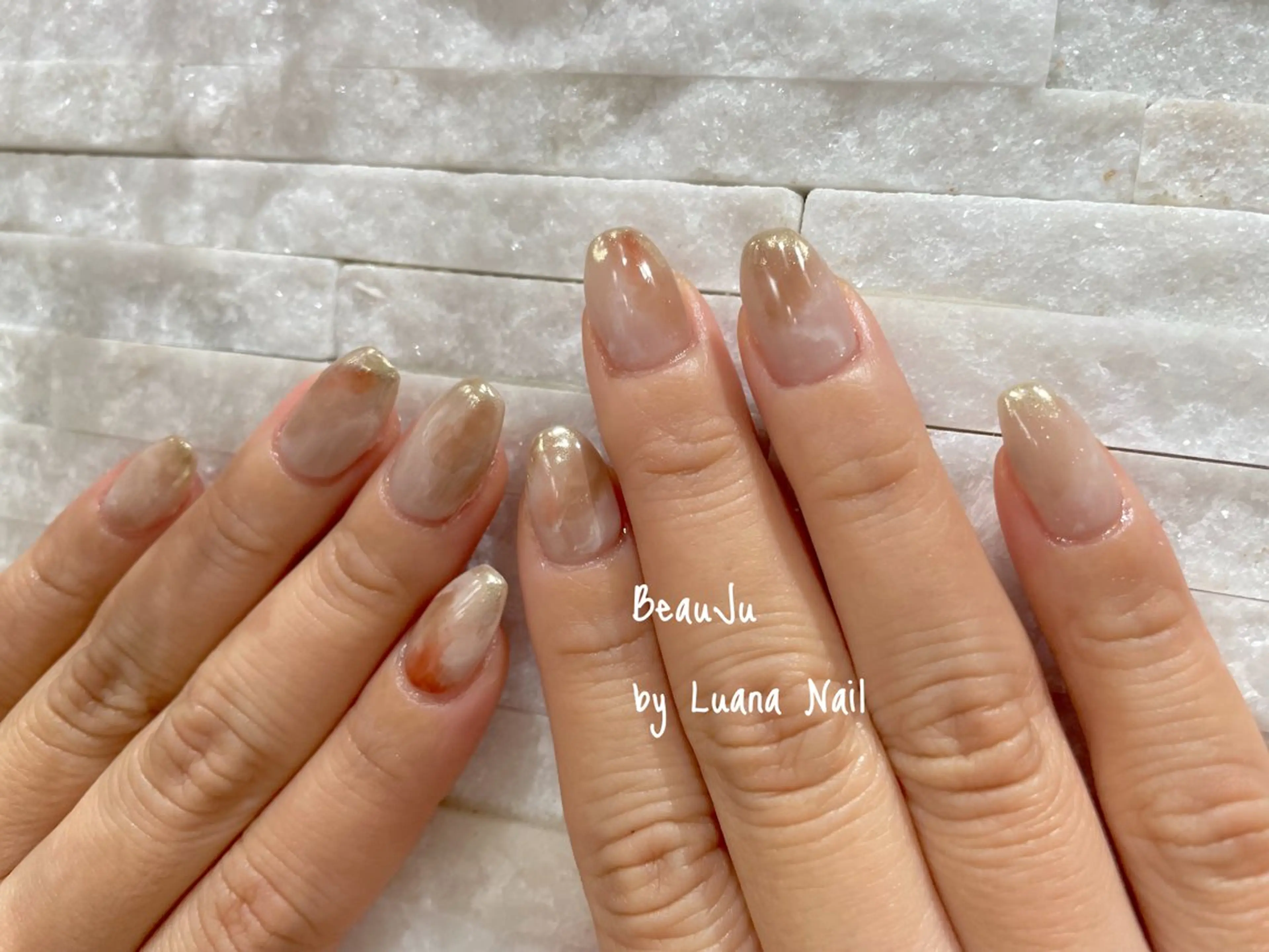 ネイル ミラーネイル ハンドネイル BeauJu by Luana Nailのネイルデザイン