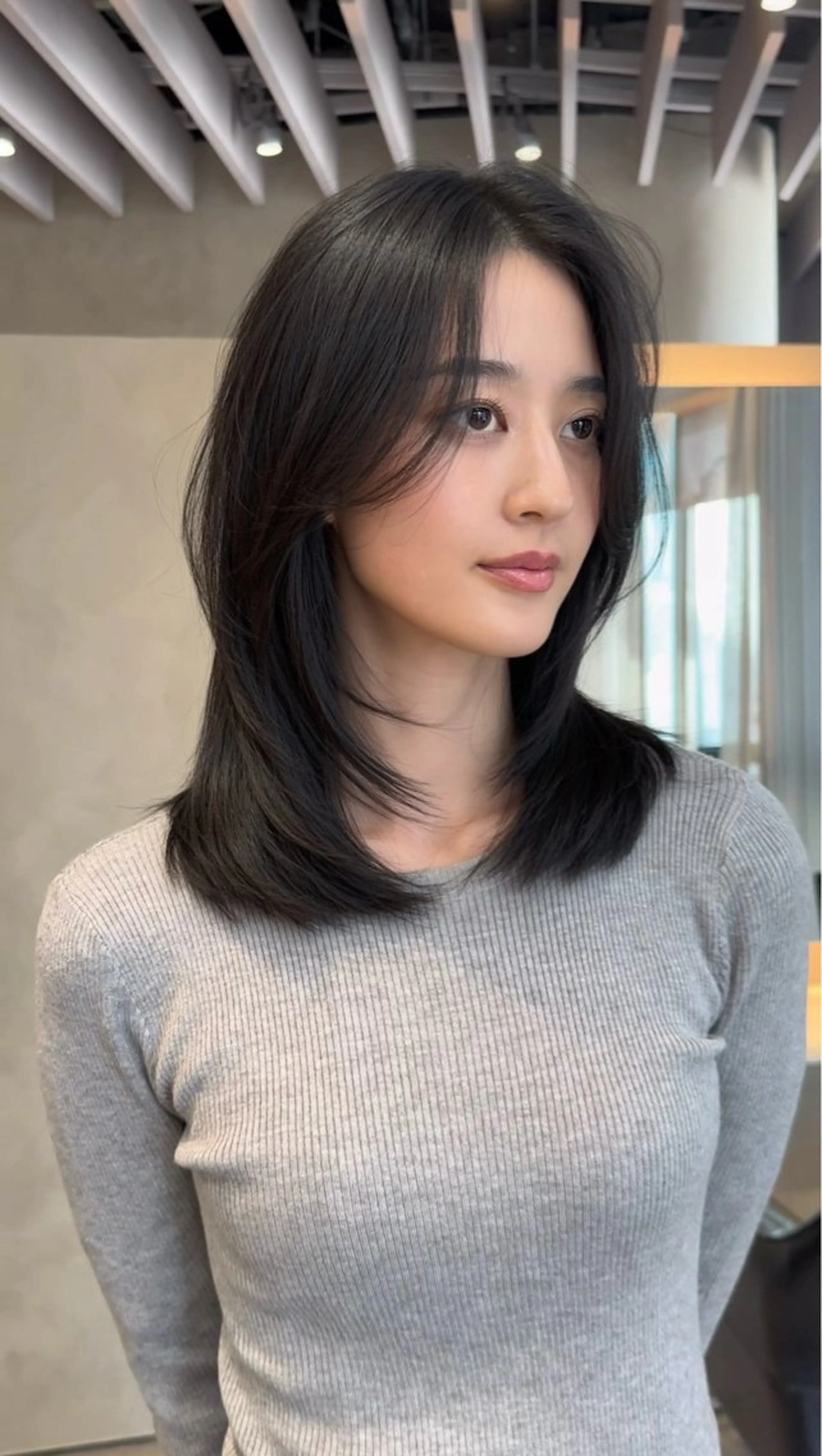 ミディアム ミディアムレイヤー レイヤーカット 大人レイヤー 🍃外苑前/荒谷進介のヘアスタイル