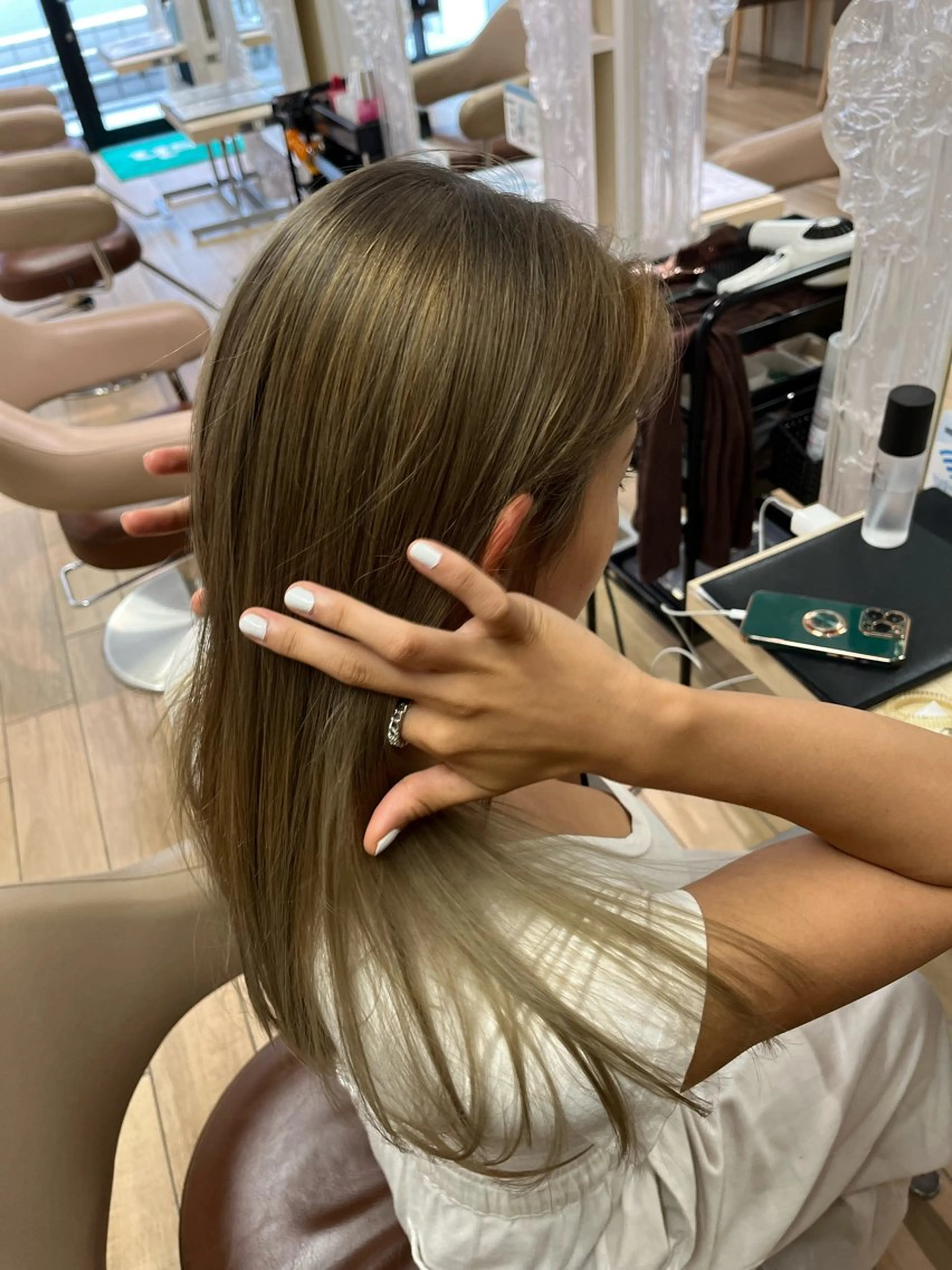 ロング カット ヘアカラー トリートメント 斉藤 翔平のヘアスタイル