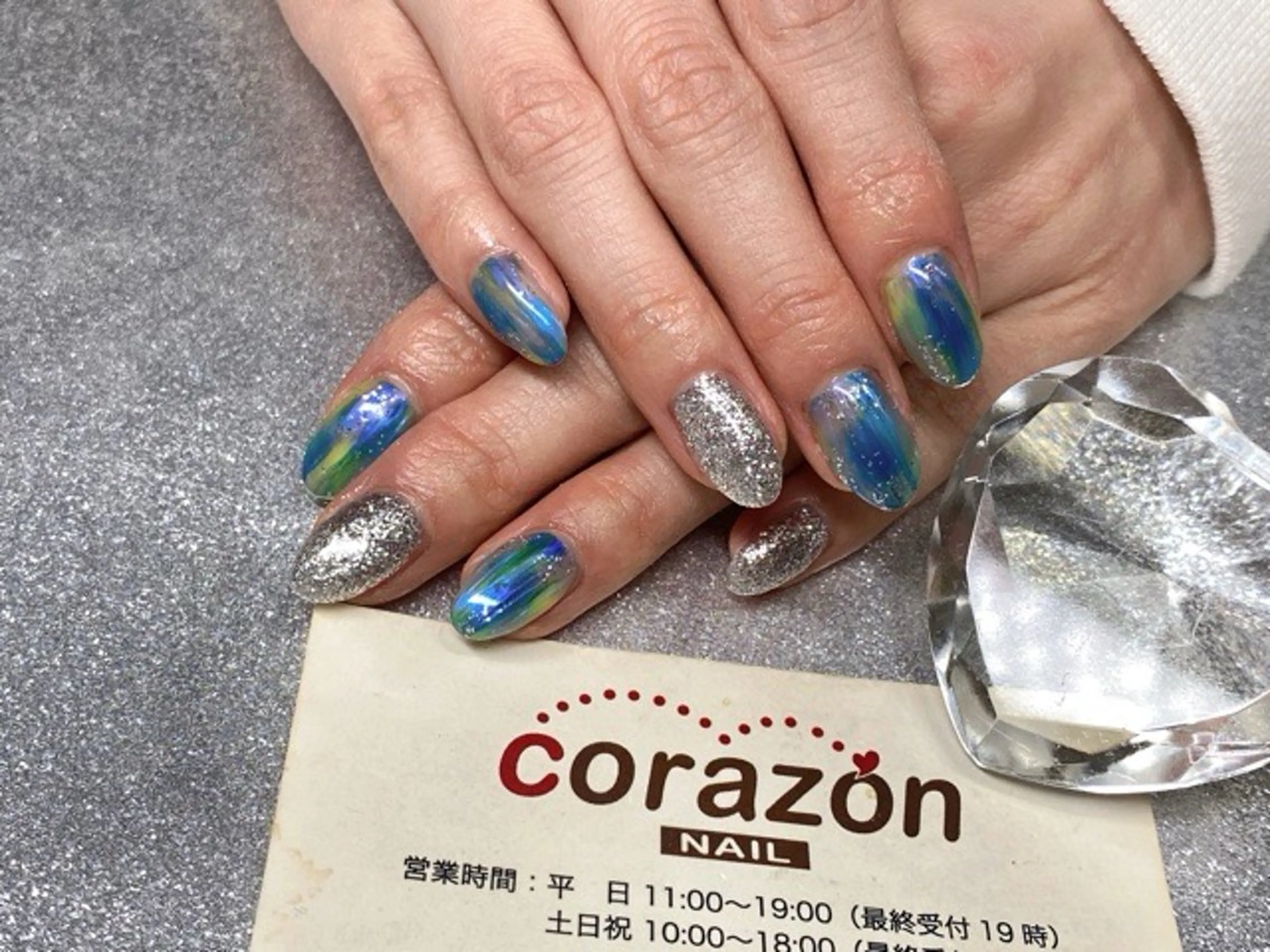 ネイル アートネイル ブルー ラメ(グリッター) 水色 ロングネイル corazon所属・ネイリスト aicoのネイルデザイン