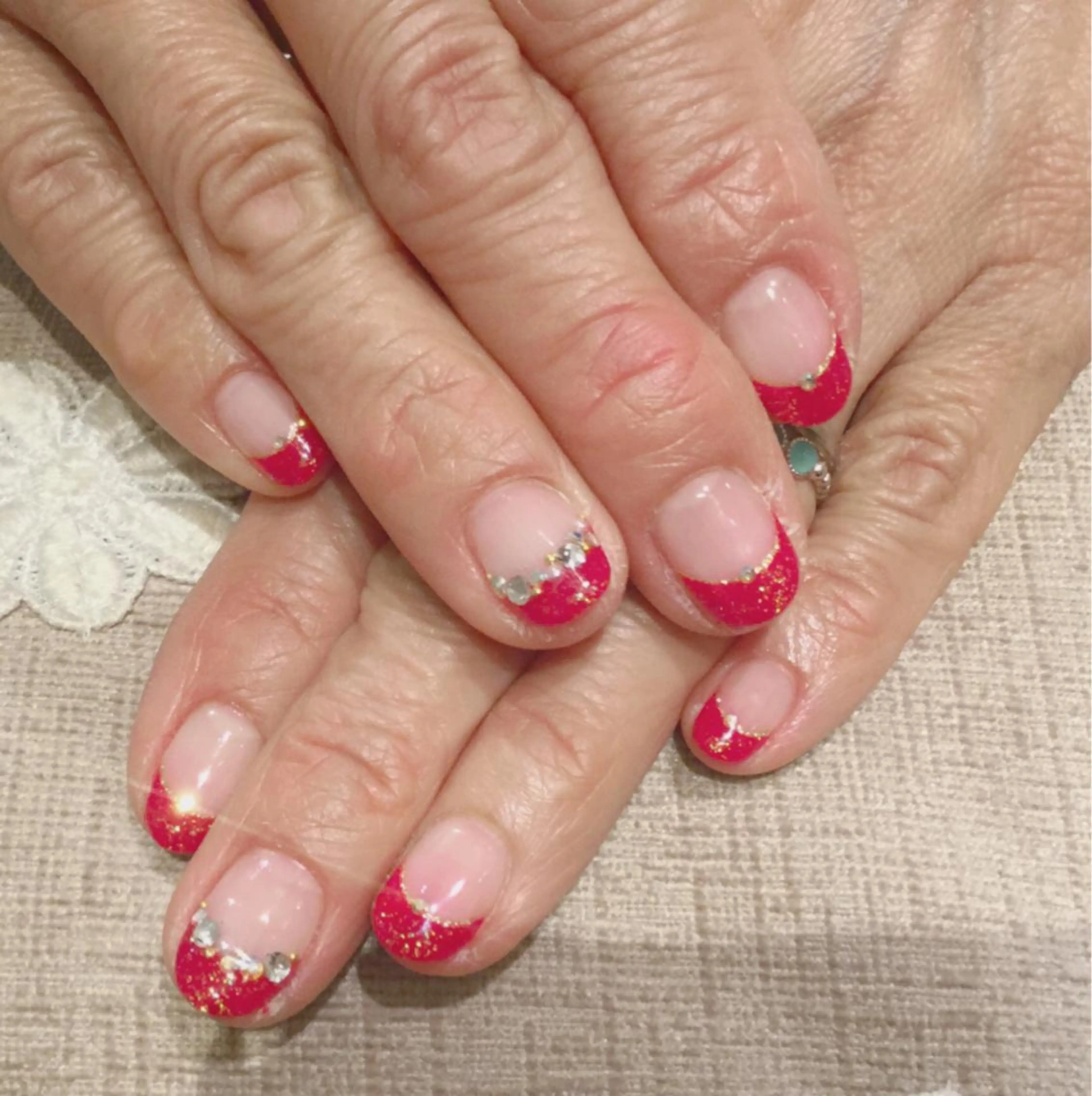 ネイル アクイユ 銀座店のネイルデザイン