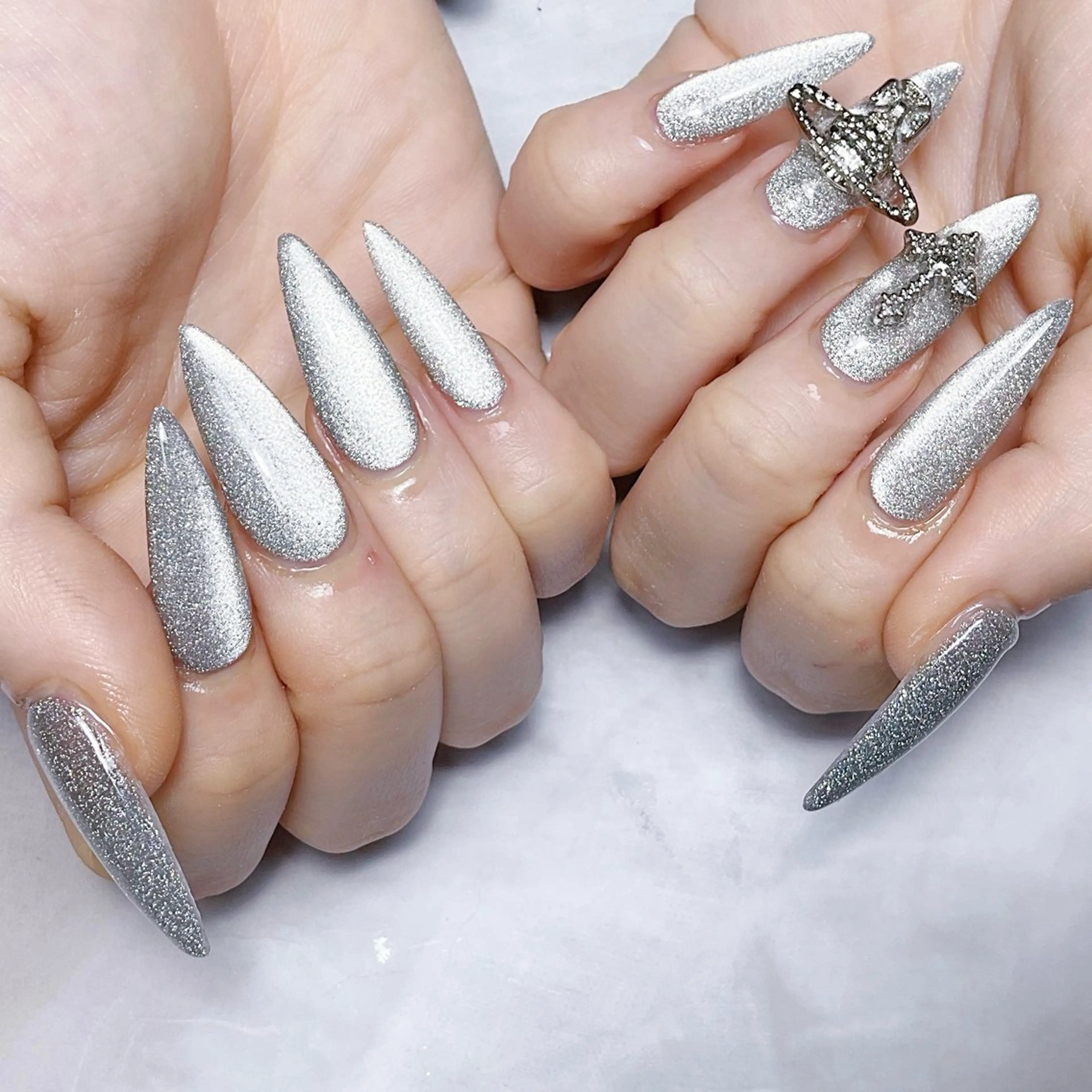 ネイル ハンドネイル 🍭Yun nail hyejin🌸のネイルデザイン