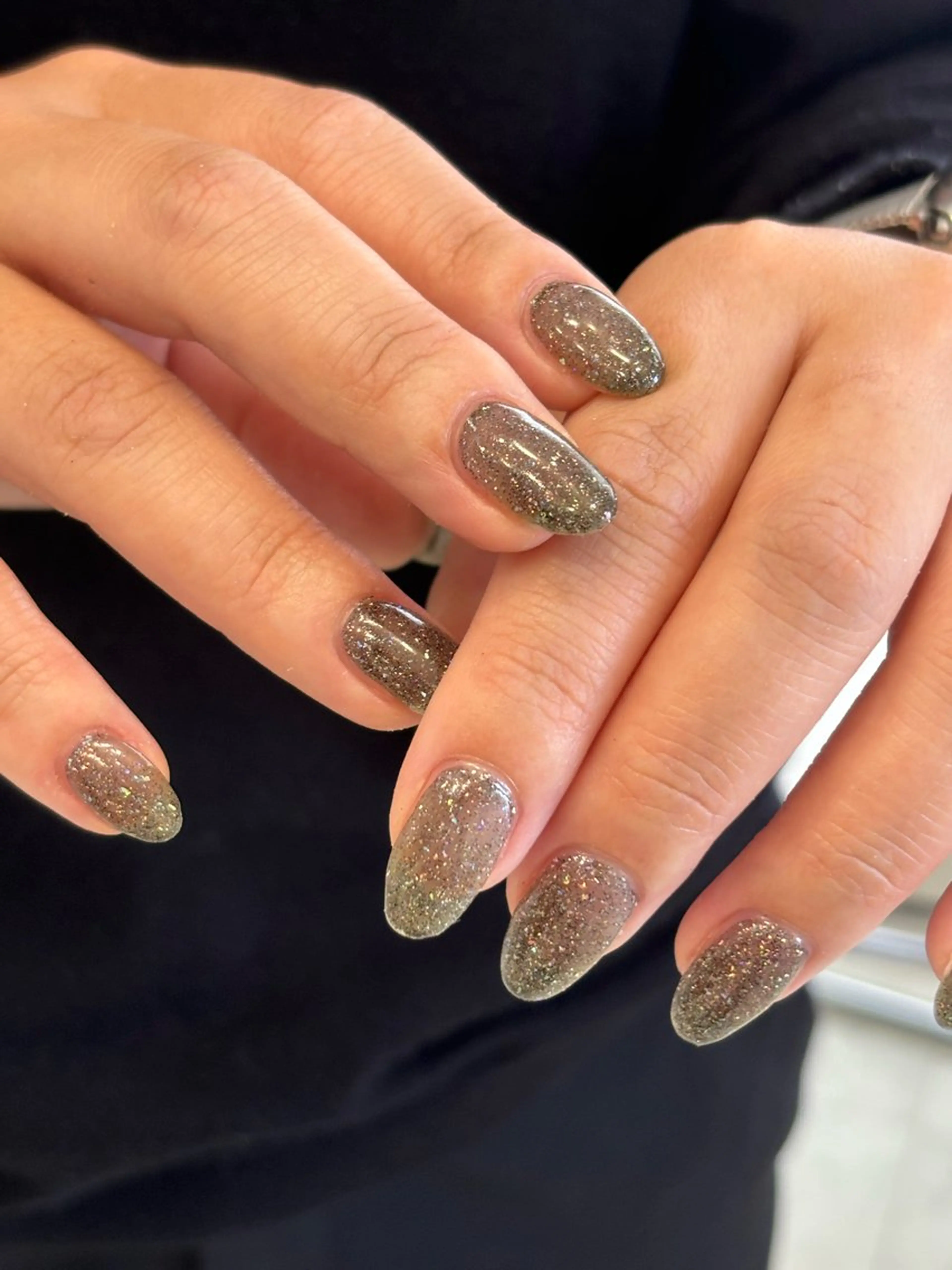 ネイル une／YUKINA 🫧大人nuanceのネイルデザイン