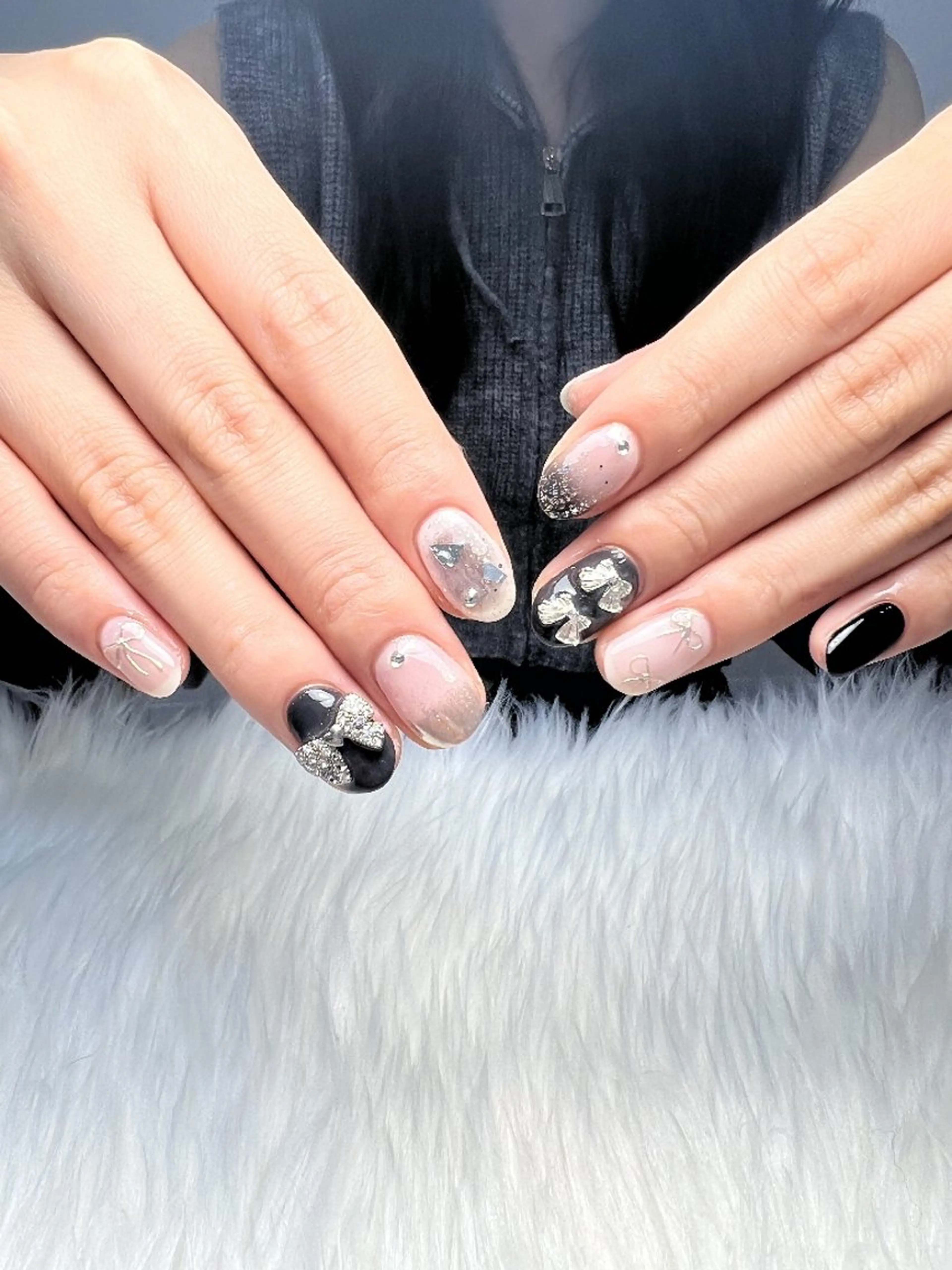 ネイル チークネイル フットネイル フレンチネイル ジェルネイル マグネットネイル ハンドネイル UM Nail Salonのネイルデザイン