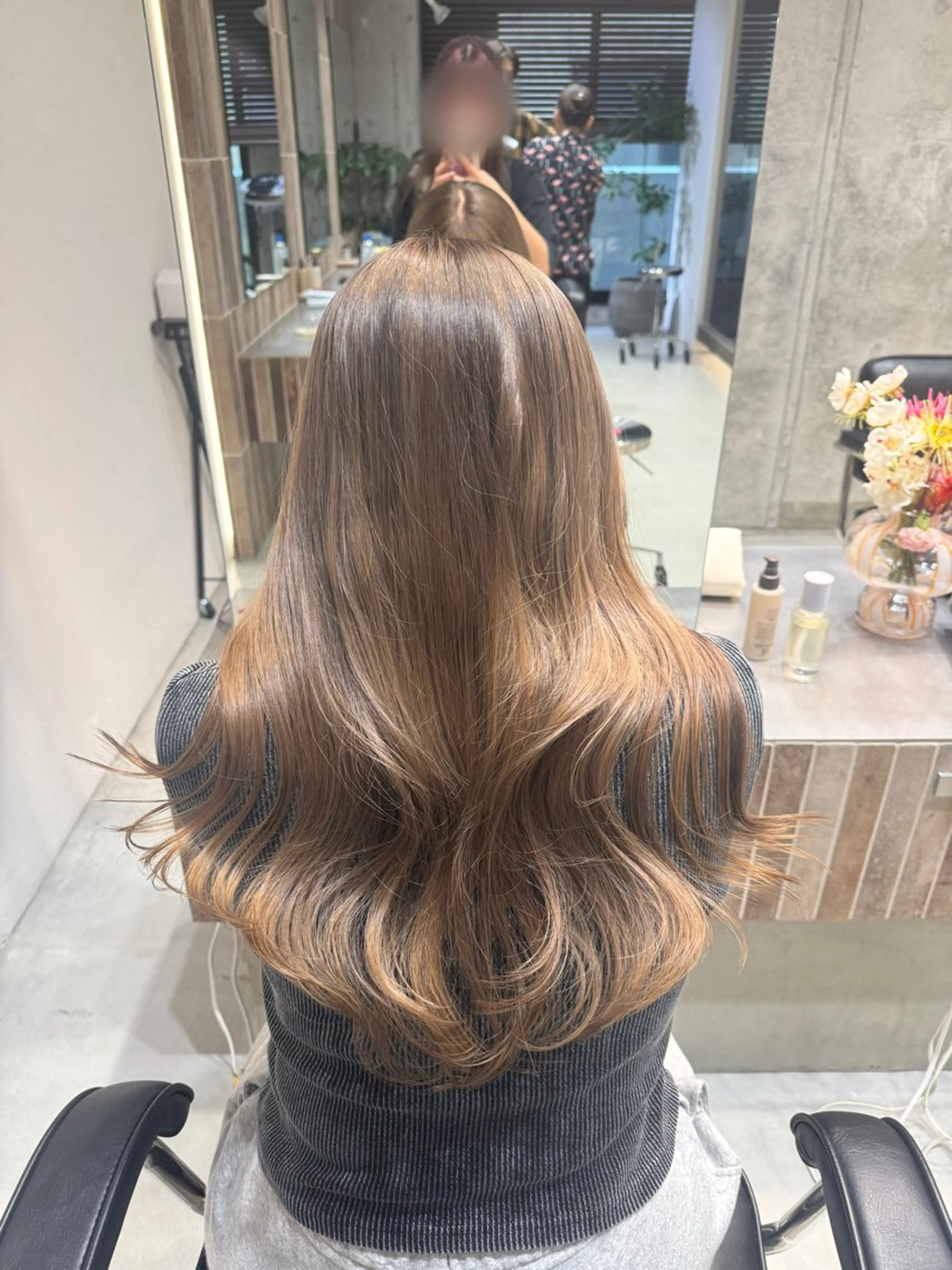 ロング カラー ベージュカラー ブリーチ ミルクティーベージュ モデル募集中 🫧こうめ🫧のヘアスタイル