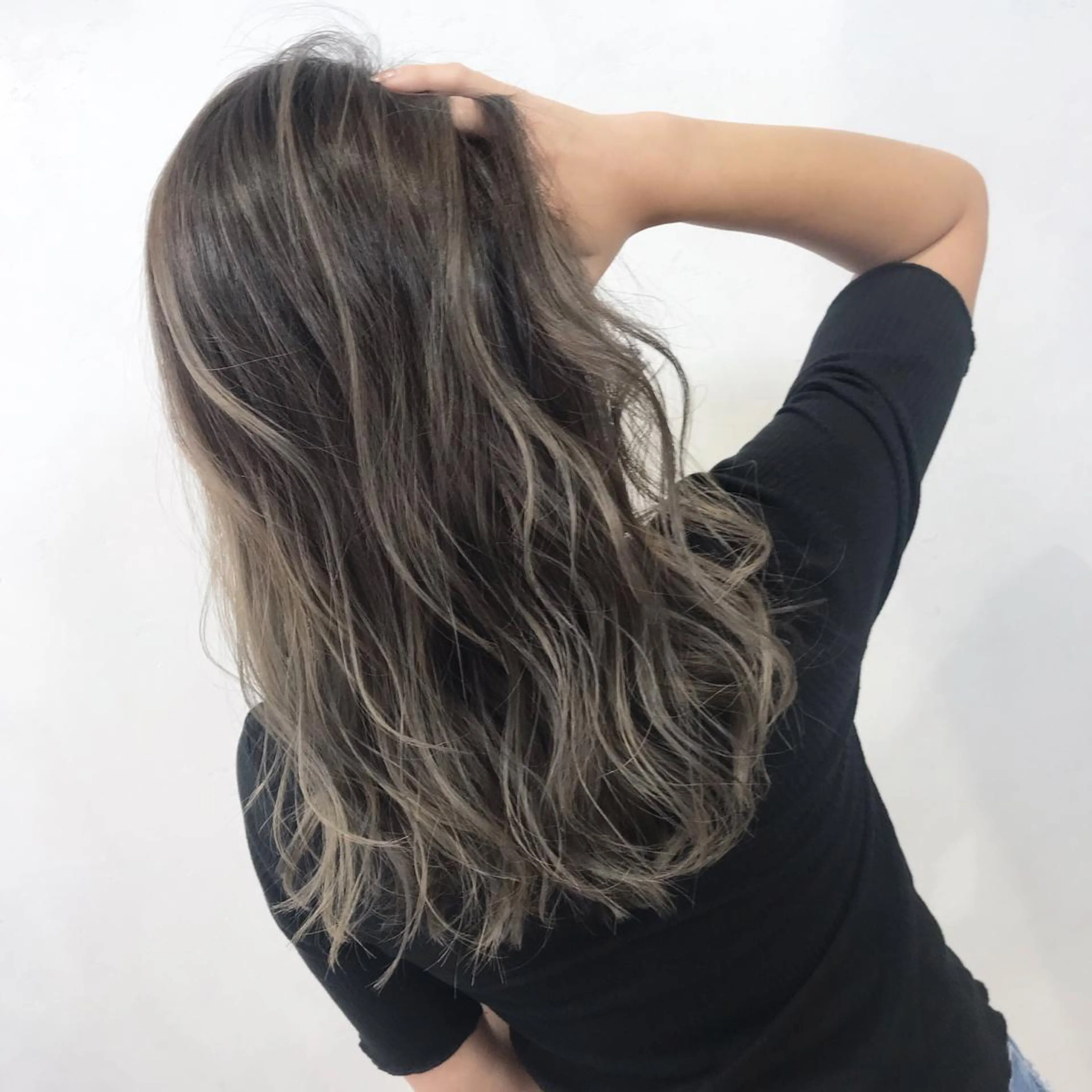 カラー LUSTRE クロサワのヘアスタイル